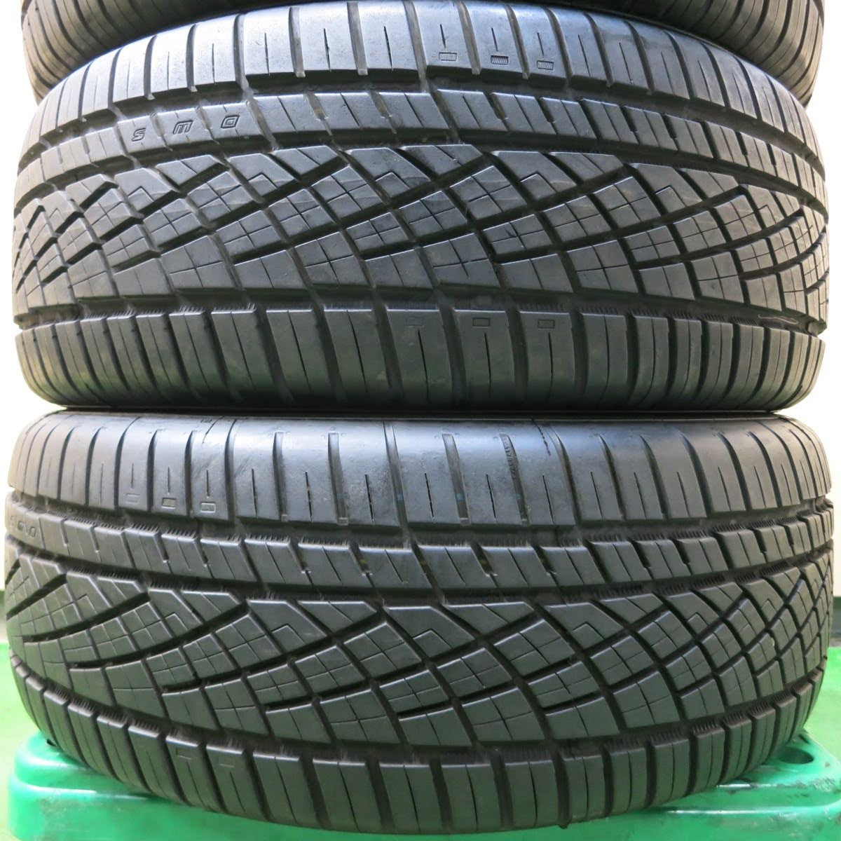 [送料無料]バリ溝！9.5分★245/55R18 コンチネンタル エクストリームコンタクト DWS06 タイヤ 18インチ ボルボ シボレー 等★3100903イノタ