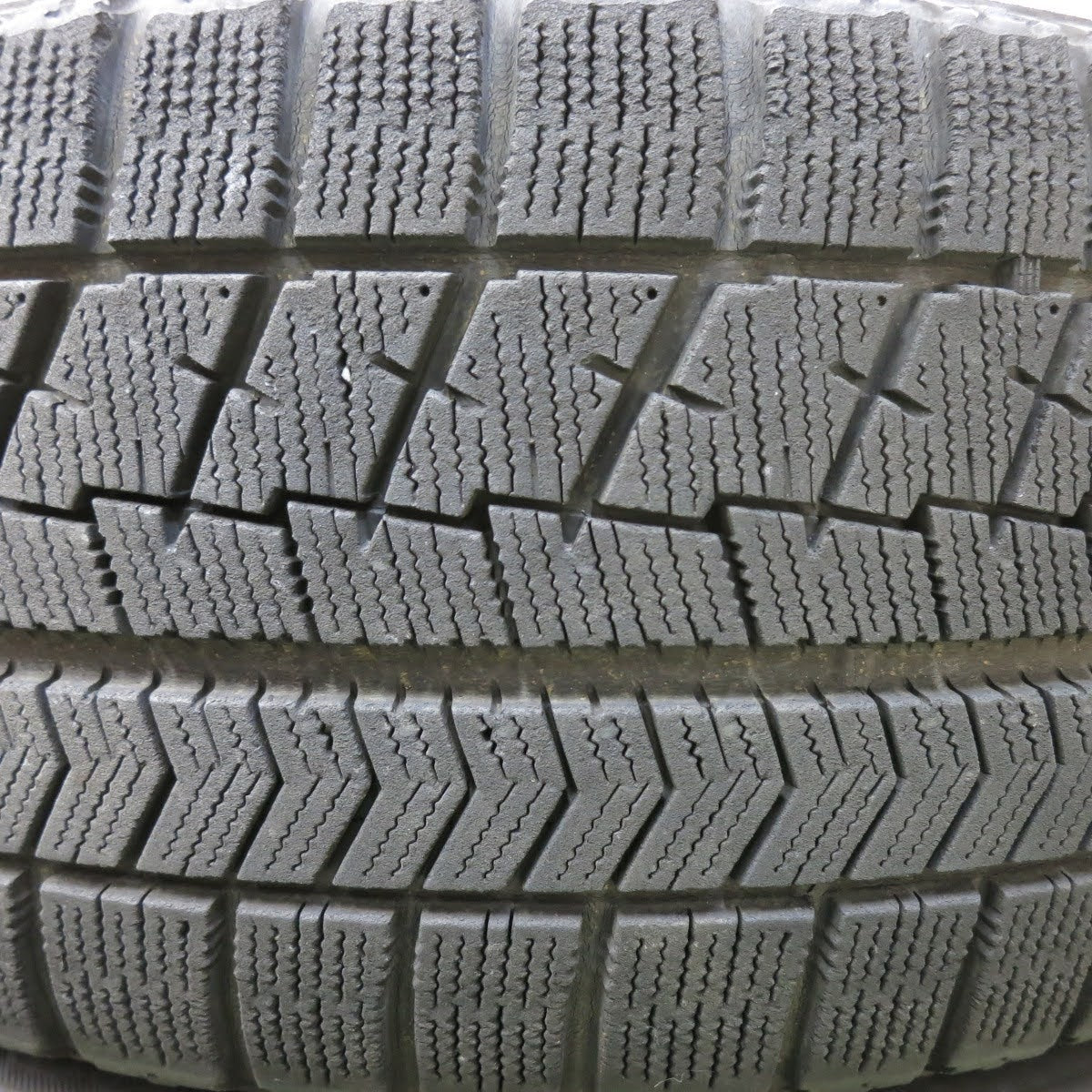 [送料無料]4本価格★スタッドレス 215/45R17 ブリヂストン ブリザック VRX SIBILLA RZ シビラ 17インチ PCD100/5H★3061909ヒス