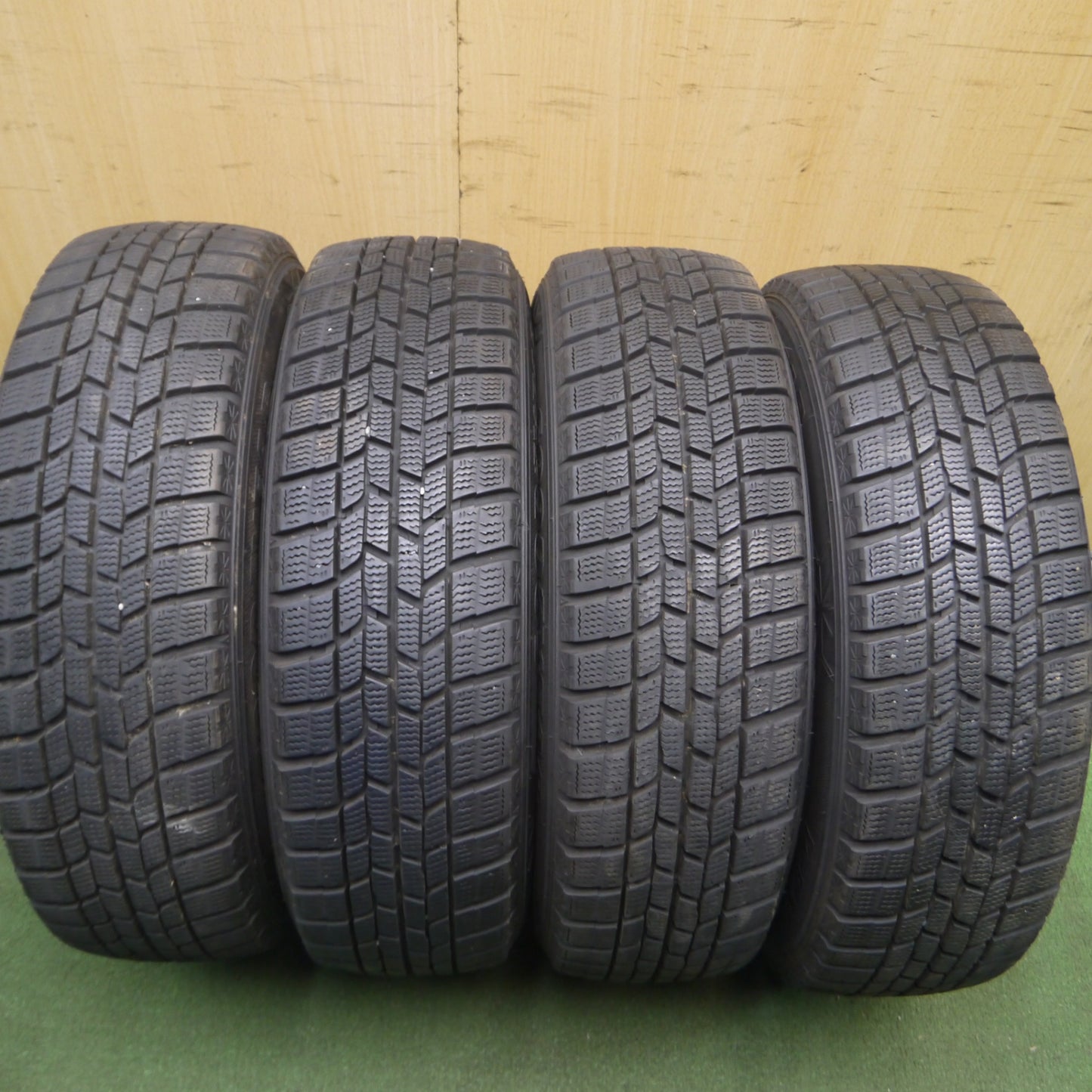 *送料無料* バリ溝！キレイ！9分★スタッドレス 165/65R14 グッドイヤー アイスナビ6 ravrion selzer ラブリオン 14インチ PCD100/4H★4021306Hス