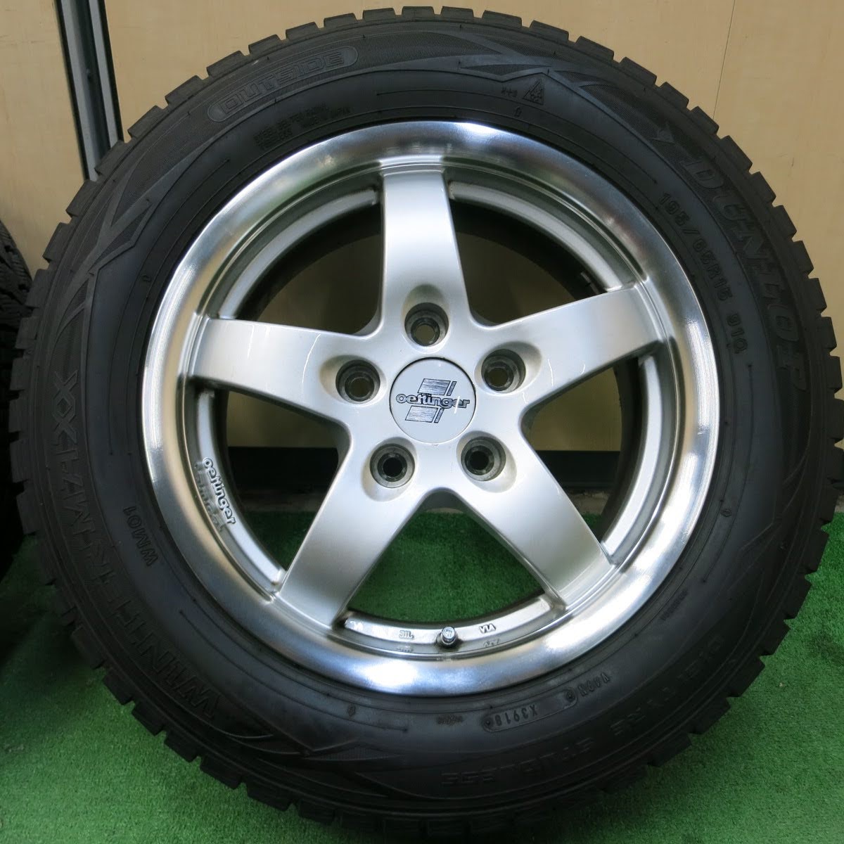 [送料無料]バリ溝！9分★ワーゲン 等 oettinger 195/65R15 スタッドレス ダンロップ ウインターマックス WM01 エッティンガー 15インチ PCD112/5H★3071008イス