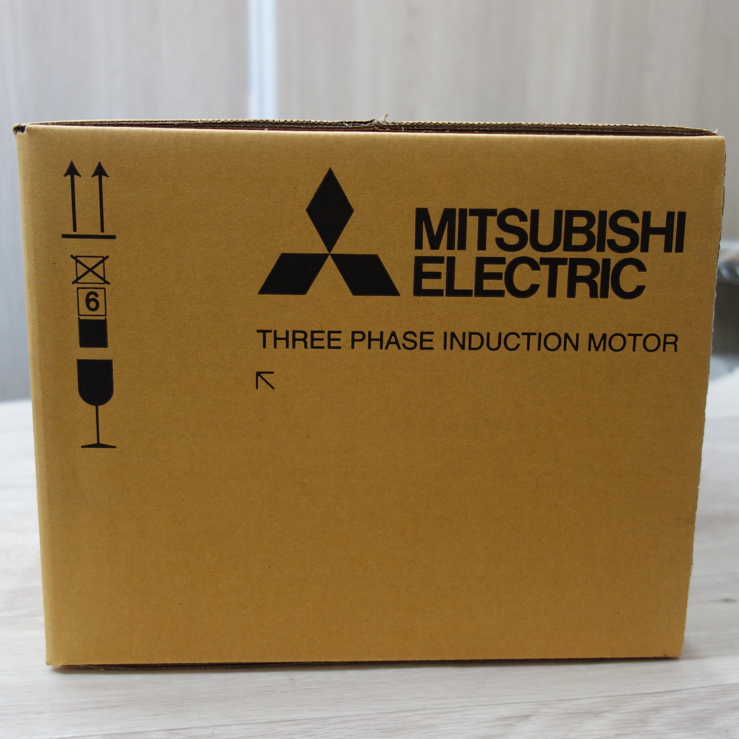 [送料無料] 新品☆三菱電機 三相モータ SF-PRO 0.75KW 4P 200V スーパーラインプレミアムシリーズ MITSUBISHI ELECTRIC☆