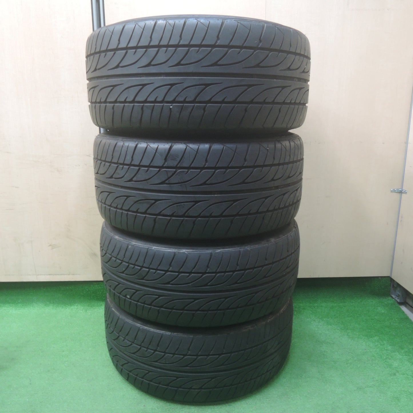 *送料無料* バリ溝！8.5分★LINEA SPORT 235/40R18 265/35R18 ダンロップ LE MANS LM703 リネアスポーツ PCD114.3/5H★4020201SYノ