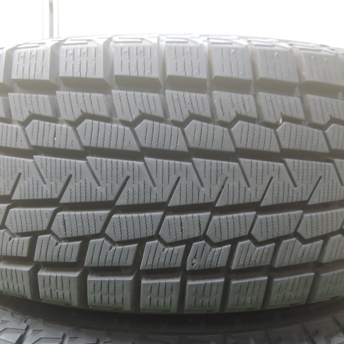 *送料無料*バリ溝！キレイ！9.5分以上★スタッドレス 225/65R17 ヨコハマ アイスガード G075 STRANGER ストレンジャー 17インチ PCD114.3/5H★3122701SYス