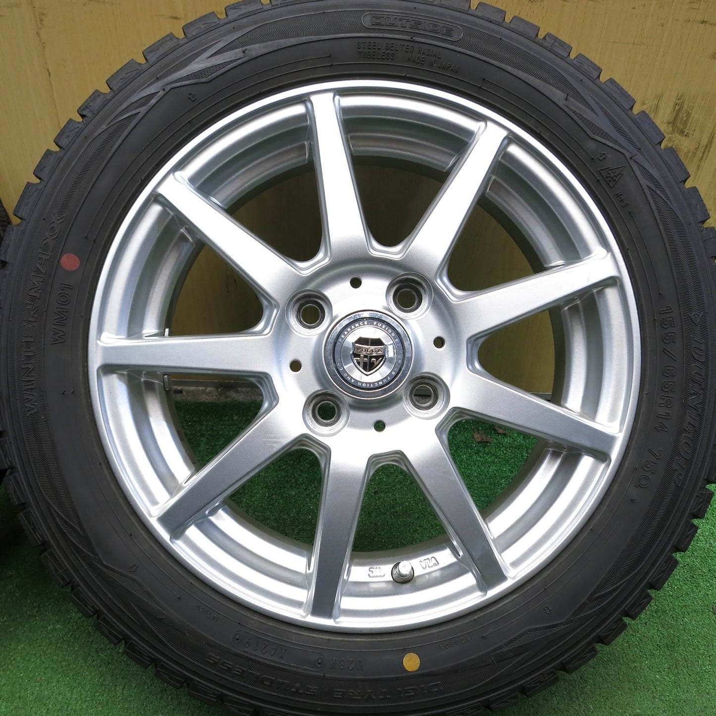 [送料無料]バリ溝！19年！キレイ！9.5分★スタッドレス 155/65R14 ダンロップ ウインターマックス WM01 VOLGA 社外 アルミ 14インチ PCD100/4H★3062307Hス