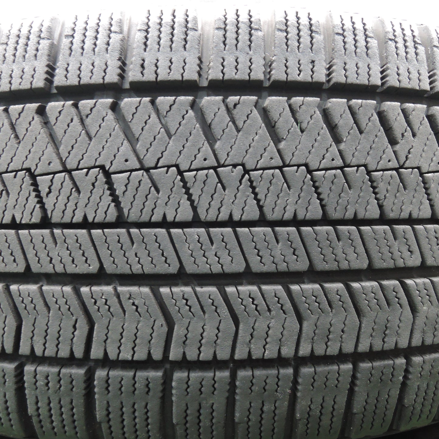 *送料無料*4本価格★レクサス LS 純正 225/50R18 スタッドレス ブリヂストン ブリザック VRX2 18インチ PCD120/5H★3112304HAス