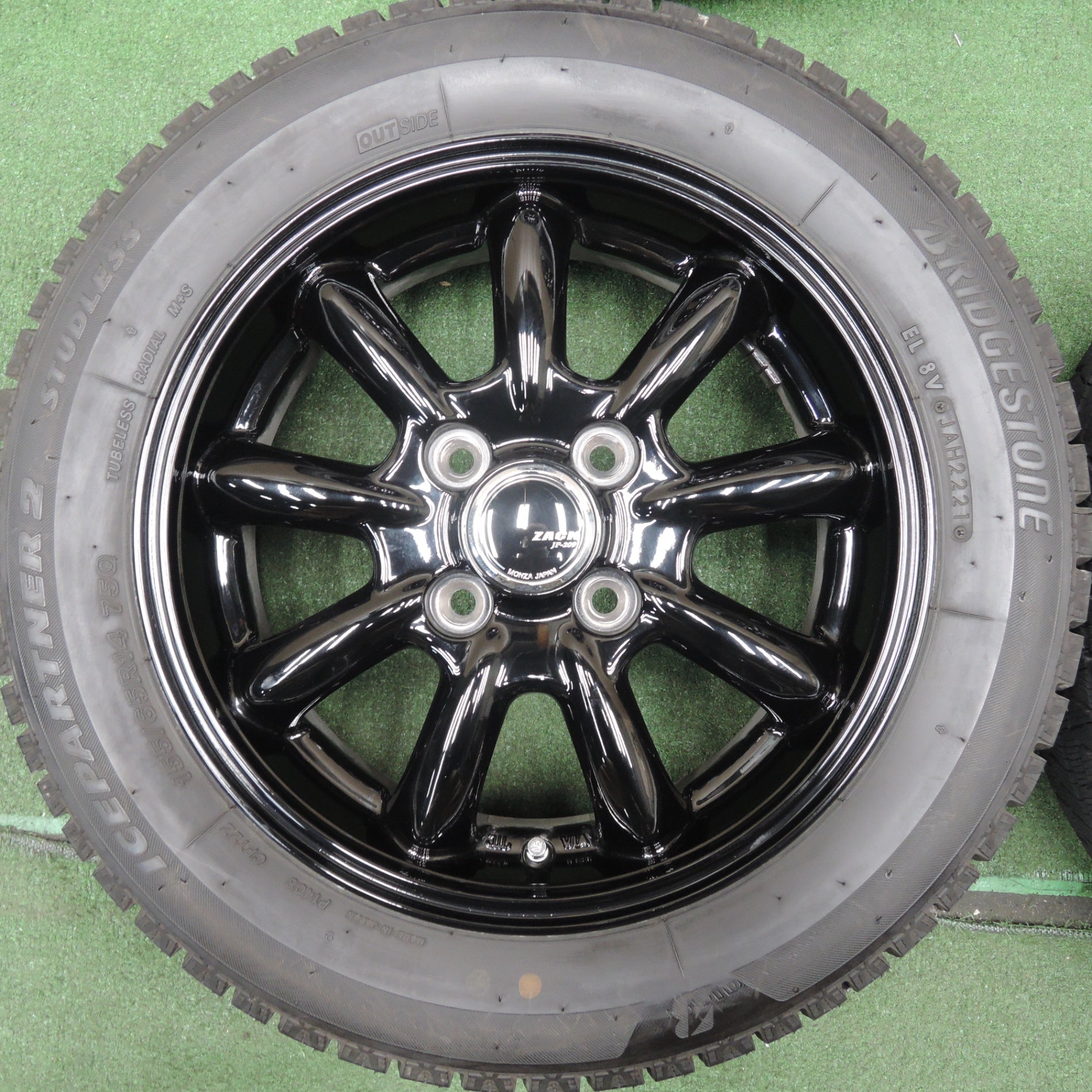送料無料* バリ溝！22年！8.5分☆スタッドレス 155/65R14
