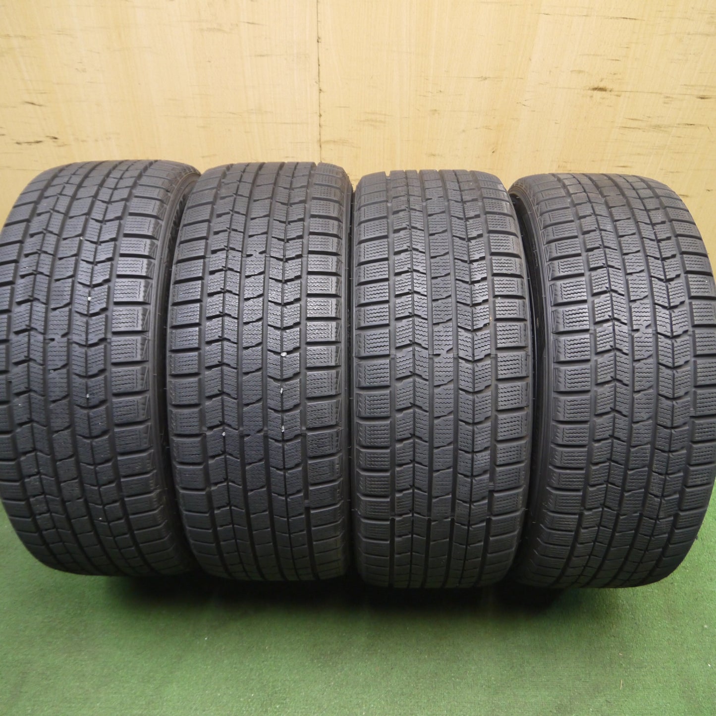 *送料無料* バリ溝！9.5分以上★スタッドレス 215/45R17 ダンロップ DSX-2 EGOIST エゴイスト 17インチ PCD100/5H★4022606Hス