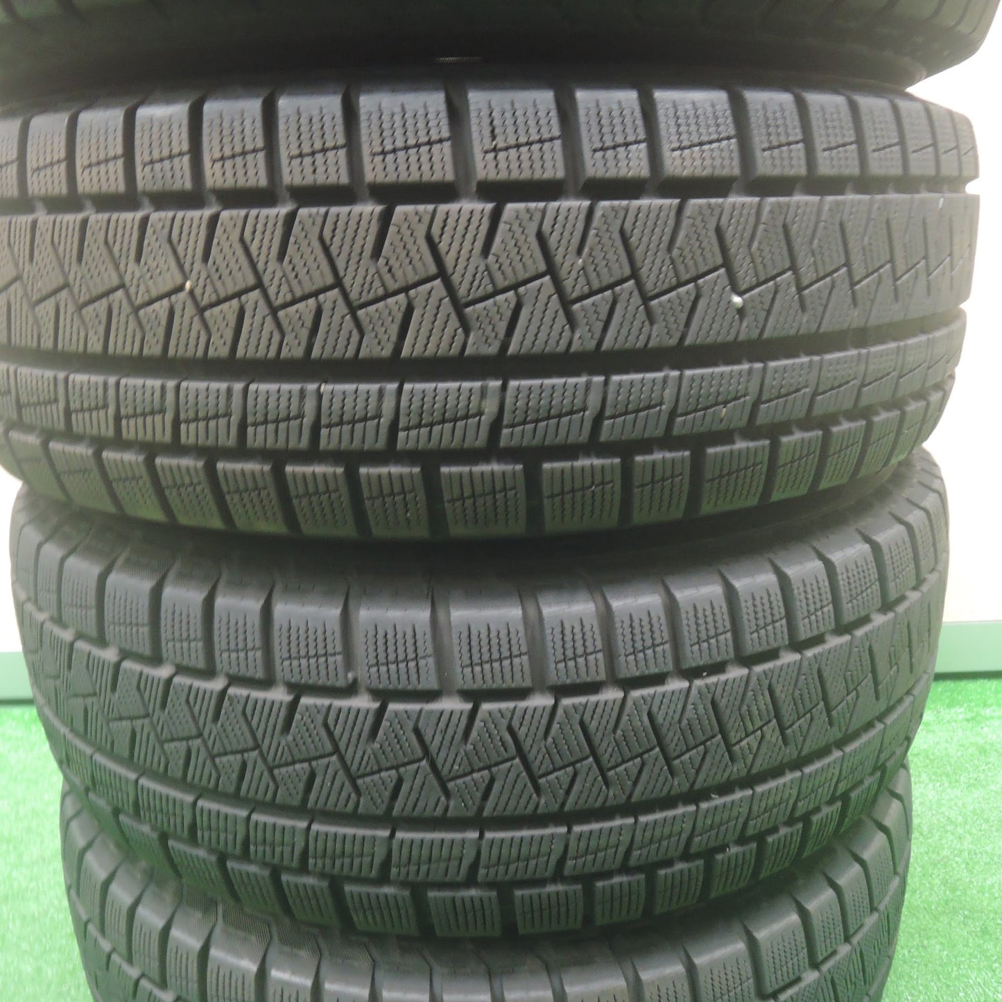 [送料無料]バリ溝！キレイ！9.5分★プリウス 等 195/65R15 スタッドレス ピレリ アイスアシンメトリコ SPORT RUOTA 15インチ PCD100/5H★3092206SYス