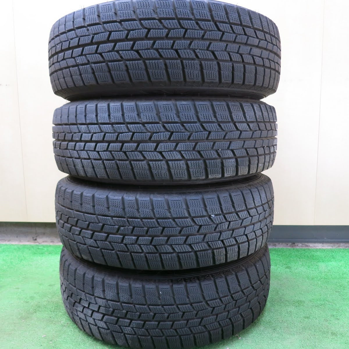 [送料無料]バリ溝！20年！8.5分★スタッドレス 185/70R14 グッドイヤー アイスナビ6 VEILER ヴェイラー 14インチ PCD100/4H★3061705ヒス