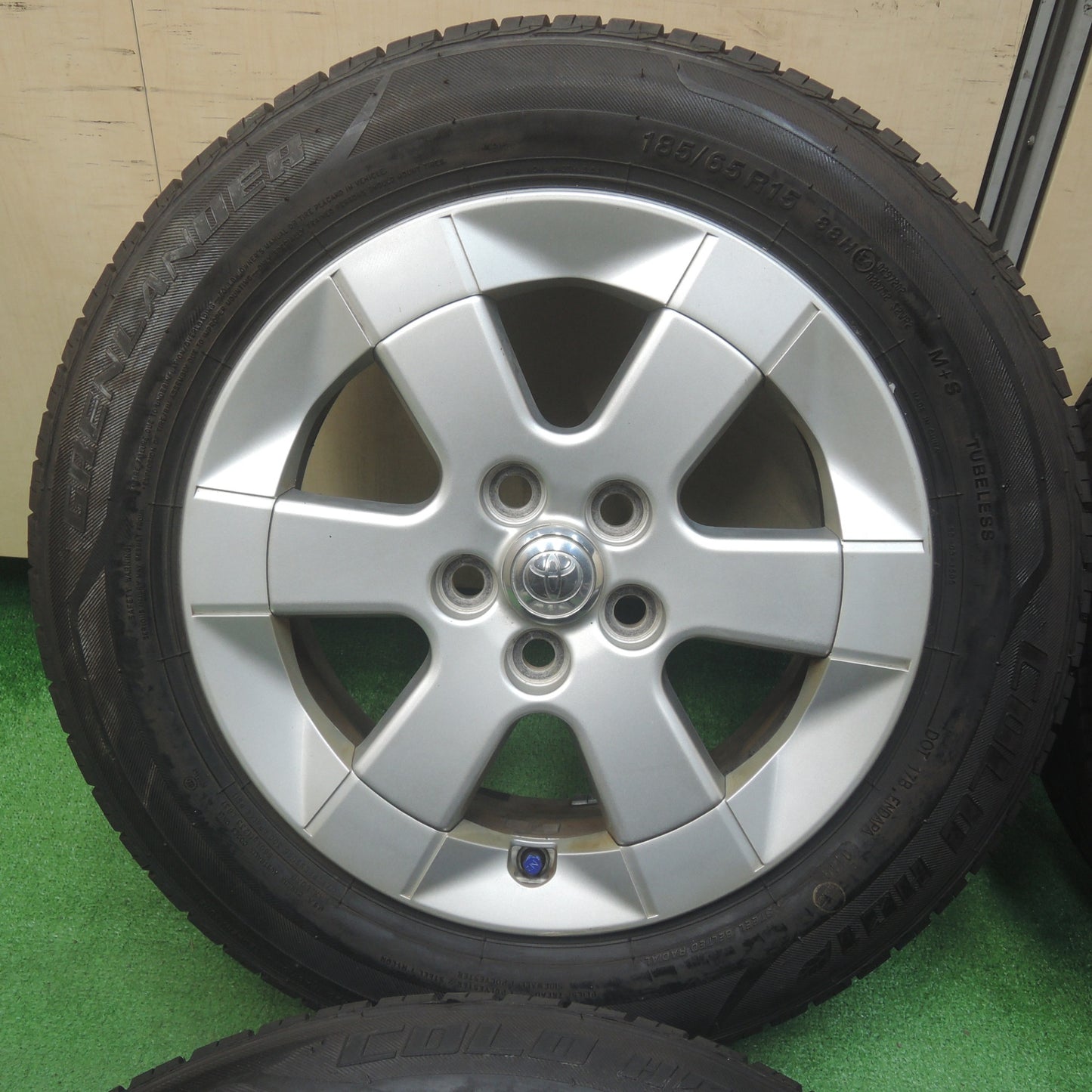 *送料無料* バリ溝！9.5分★トヨタ 20系 プリウス 純正 185/65R15 グリンランダー COLD H01 15インチ PCD100/5H★4022705SYノ