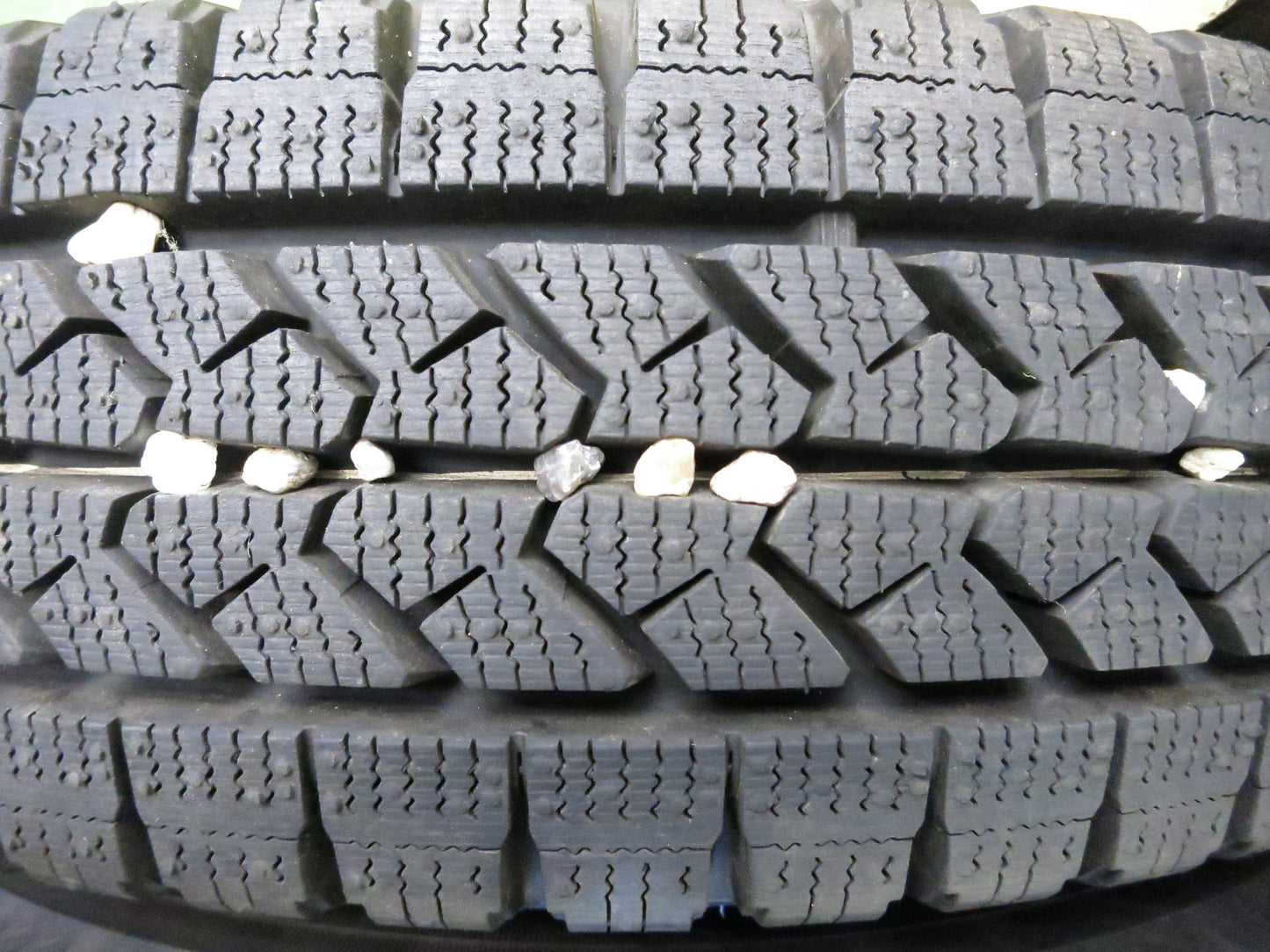 [送料無料]バリ溝！19年！ほぼ10分★ダイハツ 純正 スチール 145/80R12 80/78N 145R12 8PR スタッドレス ヨコハマ iG91 ブリヂストン VL1 PCD100/4H★3022013Hス