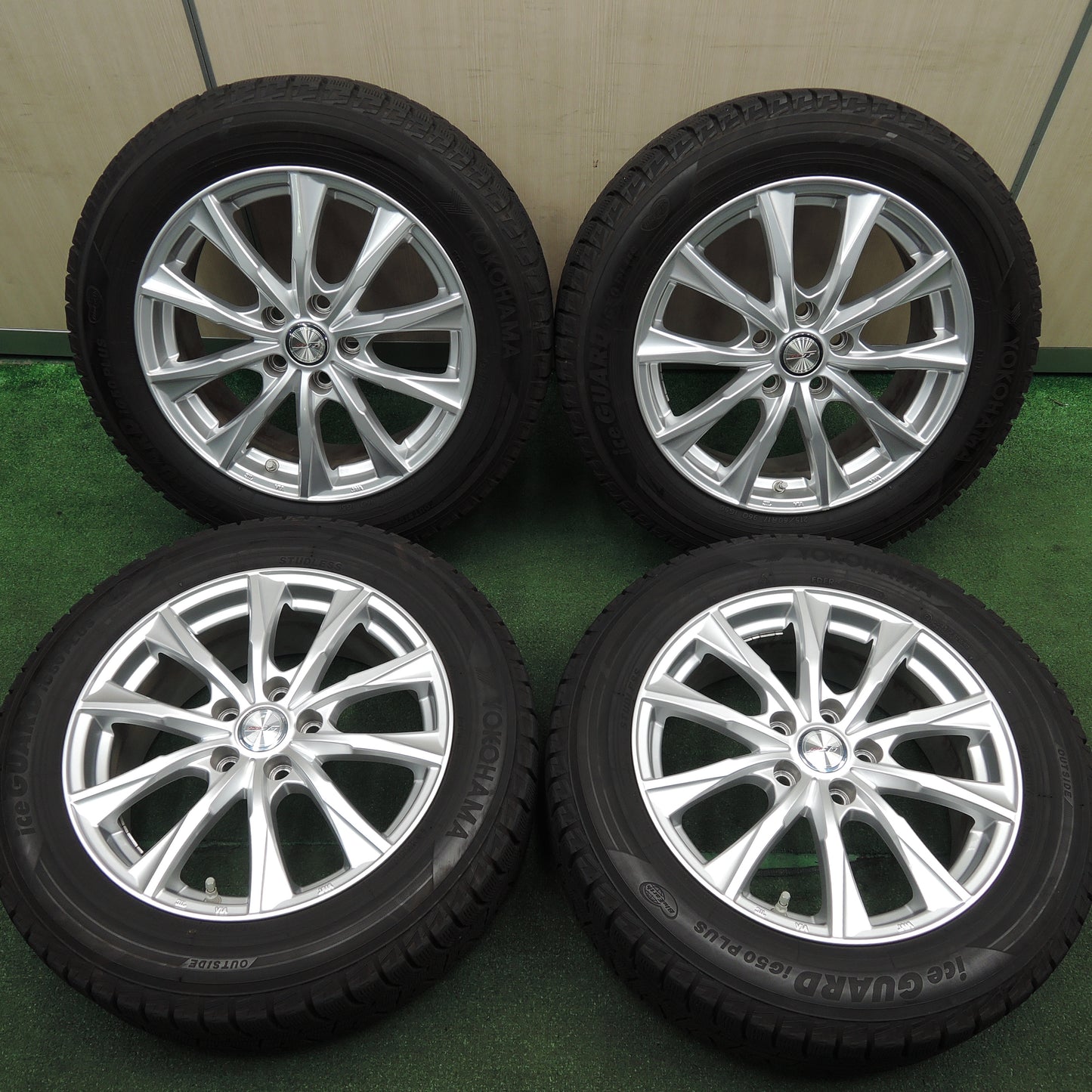 *送料無料*バリ溝！19年！キレイ！9.5分★スタッドレス 215/60R17 ヨコハマ アイスガード iG50 プラス JOKER ジョーカー 17インチ PCD114.3/5H★3121616HAス