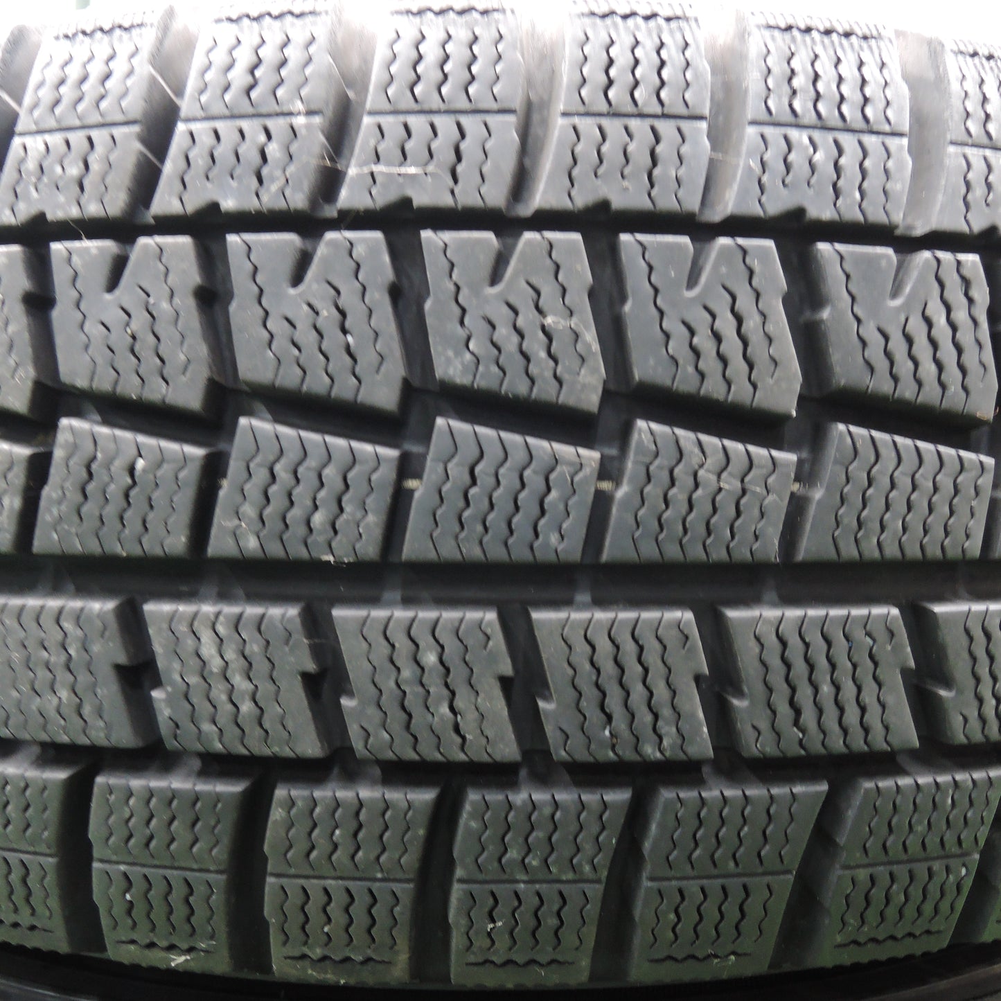 *送料無料*バリ溝！9.5分★ワーゲン 等 SPORT TECHNIC 205/55R16 スタッドレス ダンロップ ウインターマックス WM01 16インチ PCD112/5H★3112308HAス