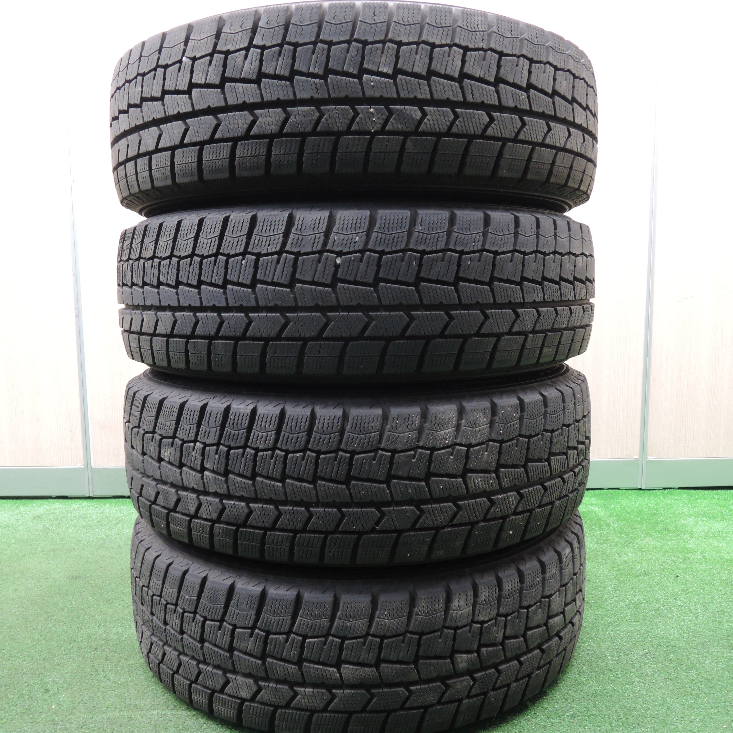 送料無料*バリ溝！21年！9.5分☆スタッドレス 175/65R15 ダンロップ ウインターマックス WM02 TIRO 15インチ PC |  名古屋/岐阜の中古カー用品・工具の買取/販売ならガレージゲット