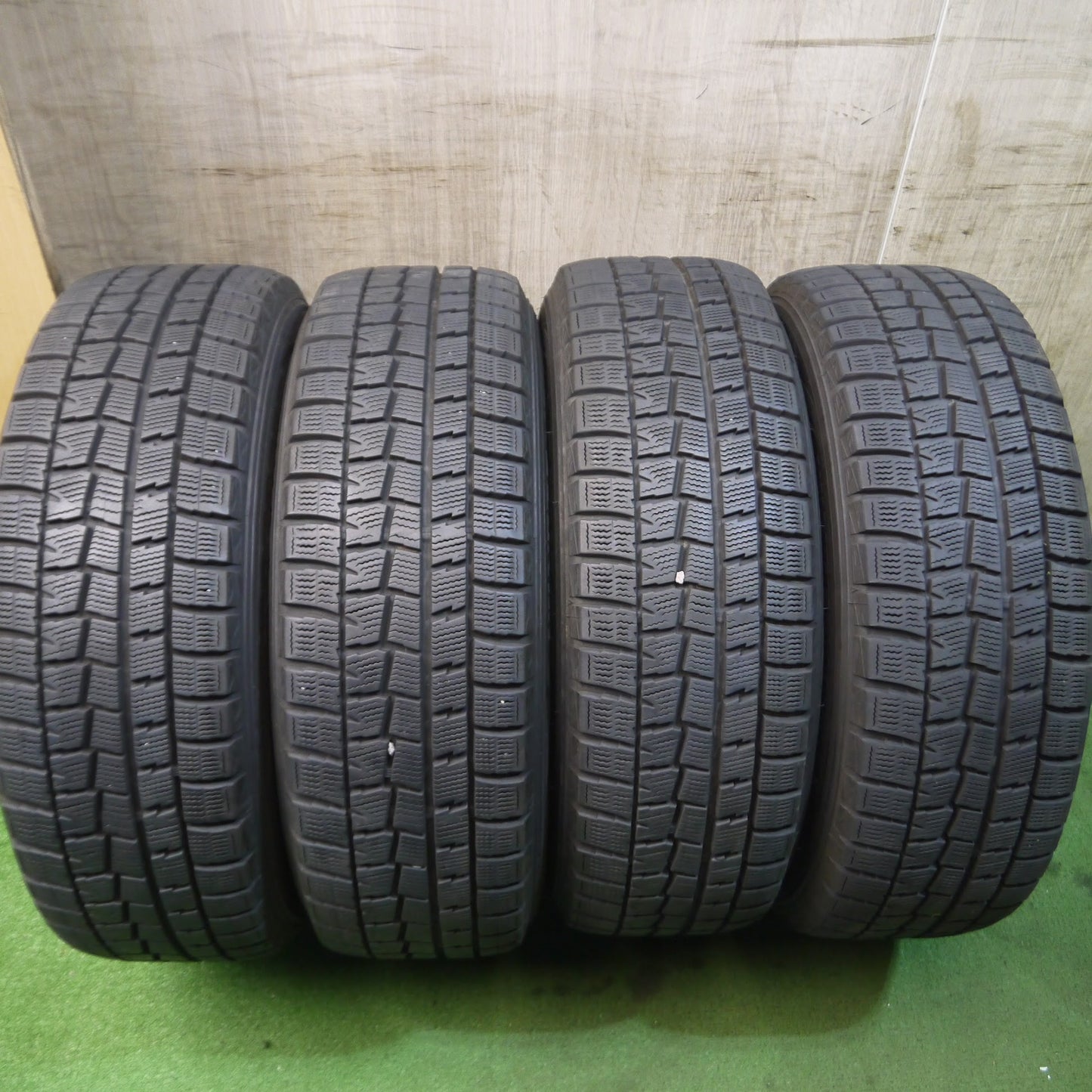 [送料無料]バリ溝！19年！キレイ！9分★スタッドレス 195/65R15 ダンロップ ウインターマックス WM01 Fang ファング 15インチ PCD114.3/5H★3091308Hス