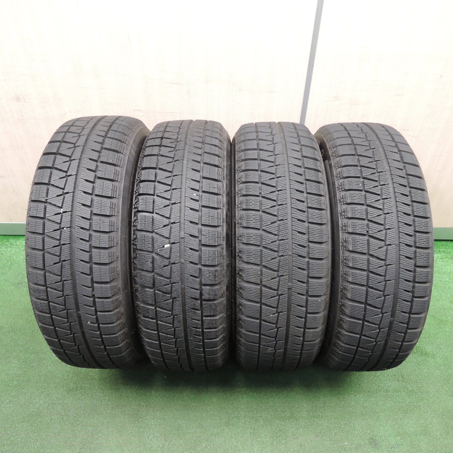 [送料無料] バリ溝！22年！9.5分以上★スタッドレス 205/60R16 ブリヂストン アイスパートナー2 weds VELVA SPORT 16インチ PCD114.3/5H★4011902TNス