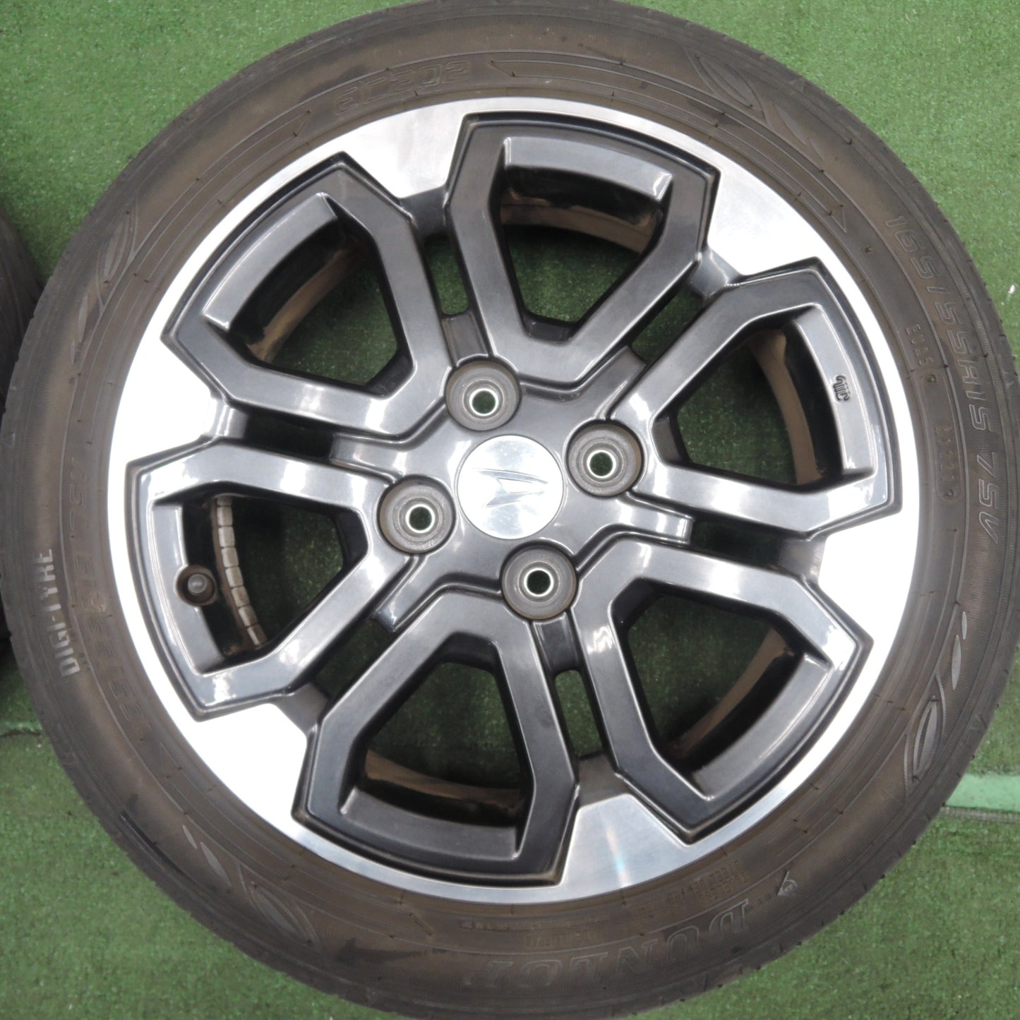 *送料無料* バリ溝！21年！キレイ！8.5分★ダイハツ LA700S ウェイク 純正 165/55R15 ダンロップ EC202 15インチ PCD100/4H★4021709HAノ