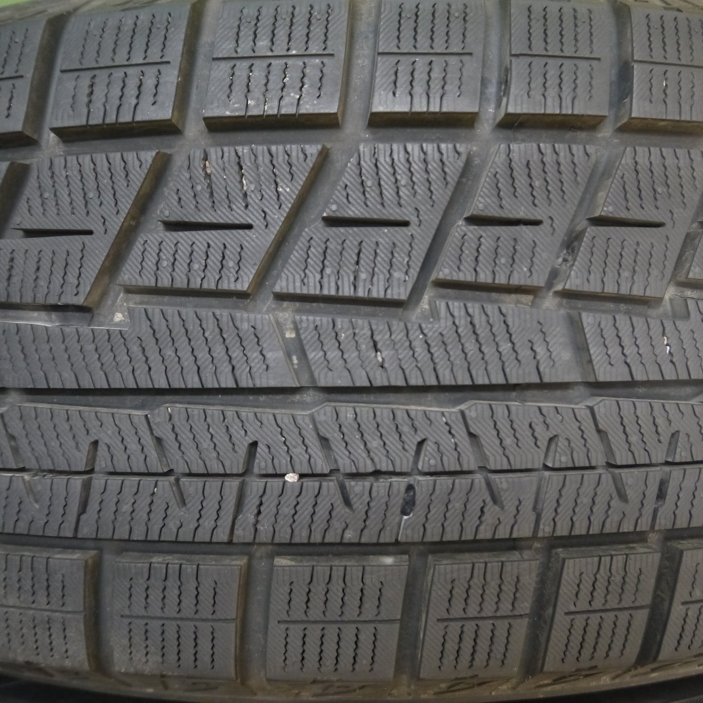 *送料無料*バリ溝！22年！キレイ！9.5分以上★スタッドレス 215/65R16 ヨコハマ アイスガード iG60 ravrion RM01 ラブリオン 16インチ PCD114.3/5H★4011613Hス