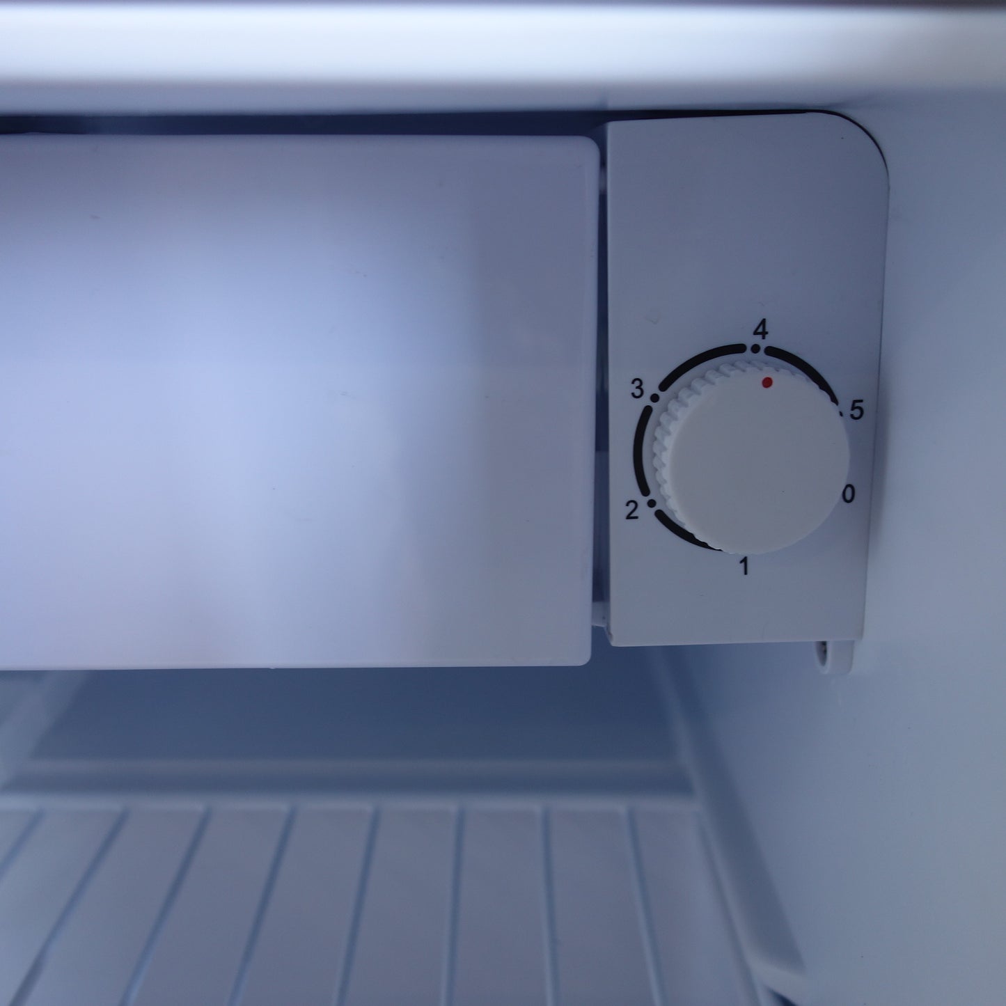[送料無料] ☆アズマ 電気冷蔵庫 MR-50B 46L 1ドア 小型 ミニ 製氷室つき 2021年製 ひとり暮らし 家電 単身 ホテル オフィス 右開き☆