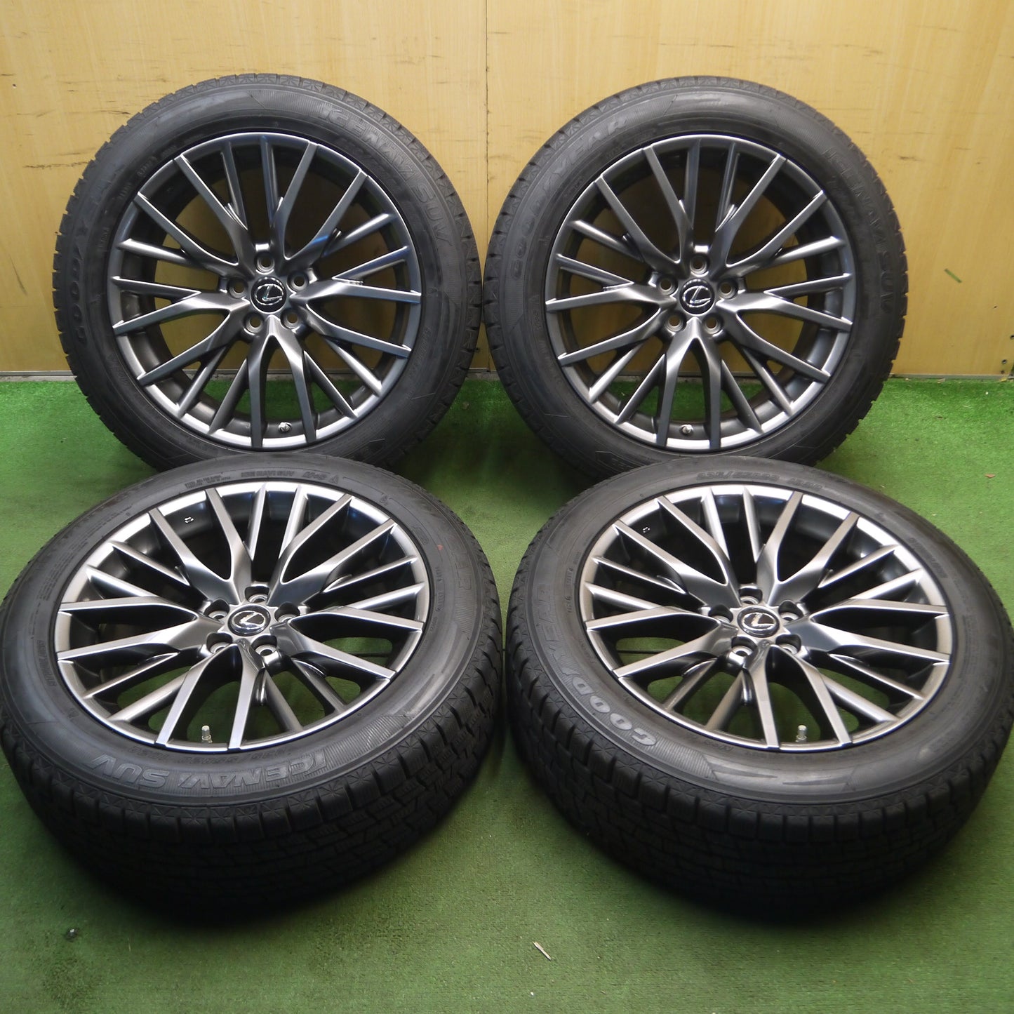 *送料無料*センサー付！バリ溝！キレイ！9.5分★レクサス RX450h Fスポーツ 純正 235/55R20 スタッドレス グッドイヤー アイスナビ SUV PCD114.3/5H★4012701クス