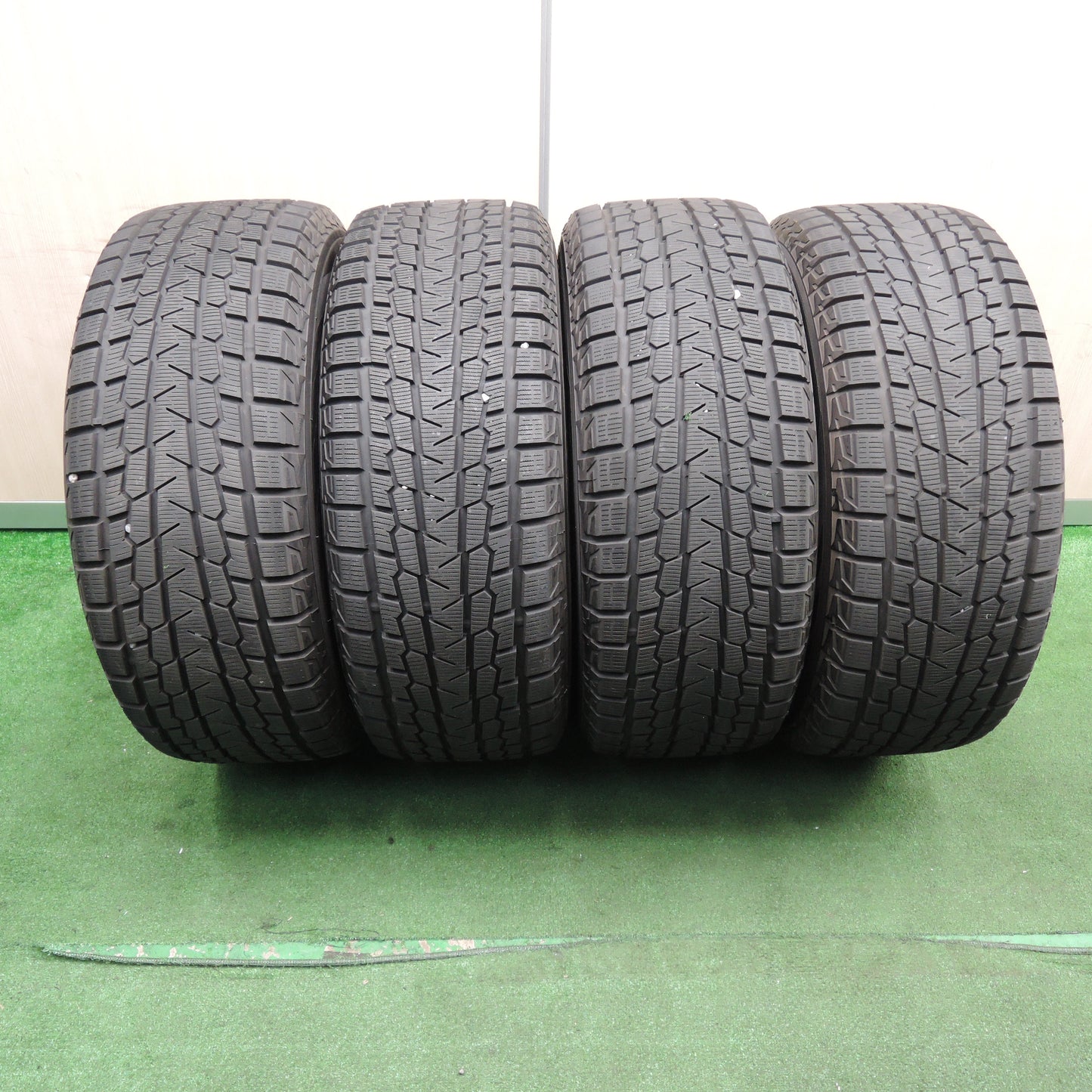 *送料無料*バリ溝！20年！キレイ！9分★ジープ 等 XTREME-J XJ04 285/60R18 スタッドレス ヨコハマ アイスガード G075 18インチ PCD127/5H★3112101TNス