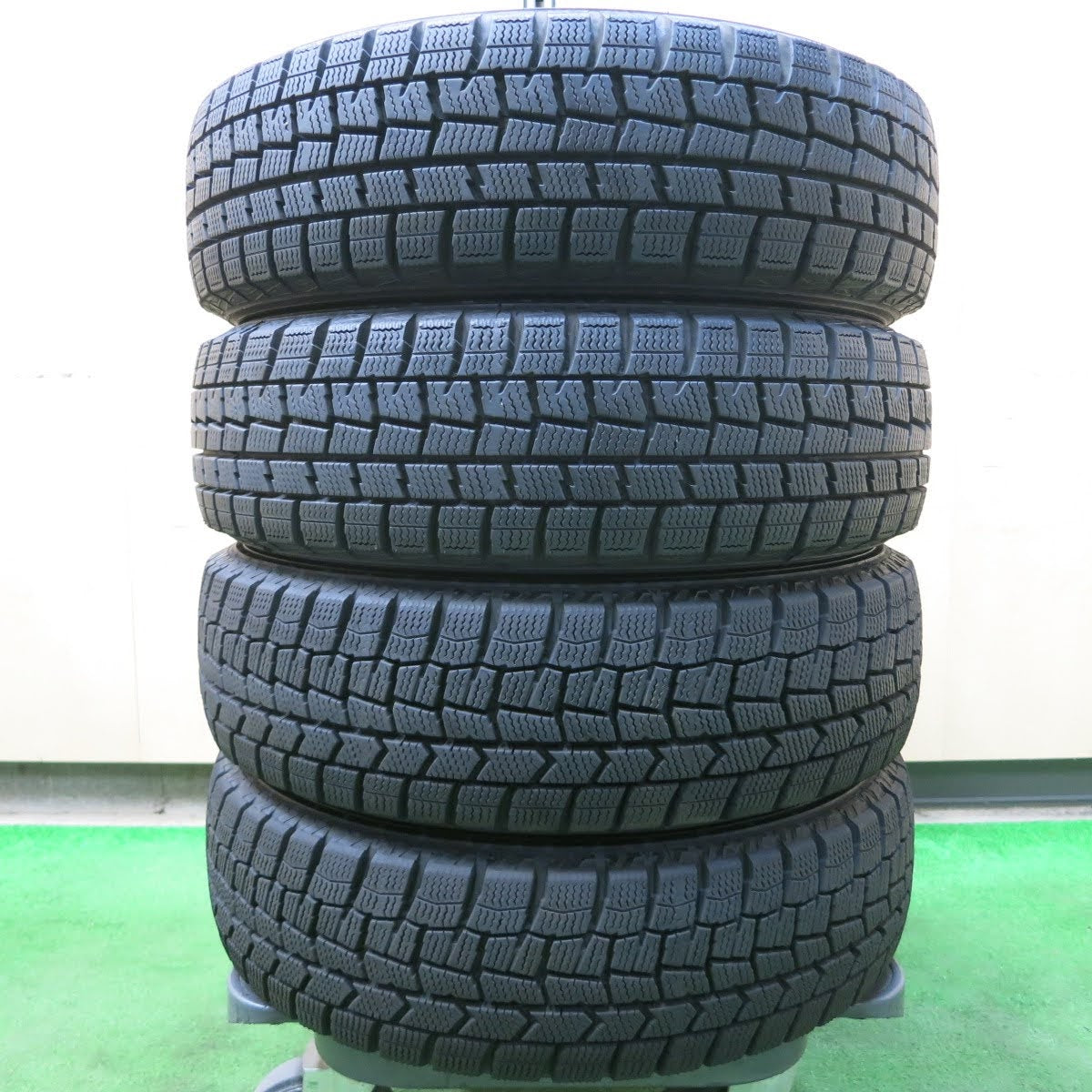 [送料無料]バリ溝！20年！9.5分★スタッドレス 155/65R13 ダンロップ ウインターマックス WM01 WM02 RANBROS ランブロス 13インチ PCD100/4H★3092801イス