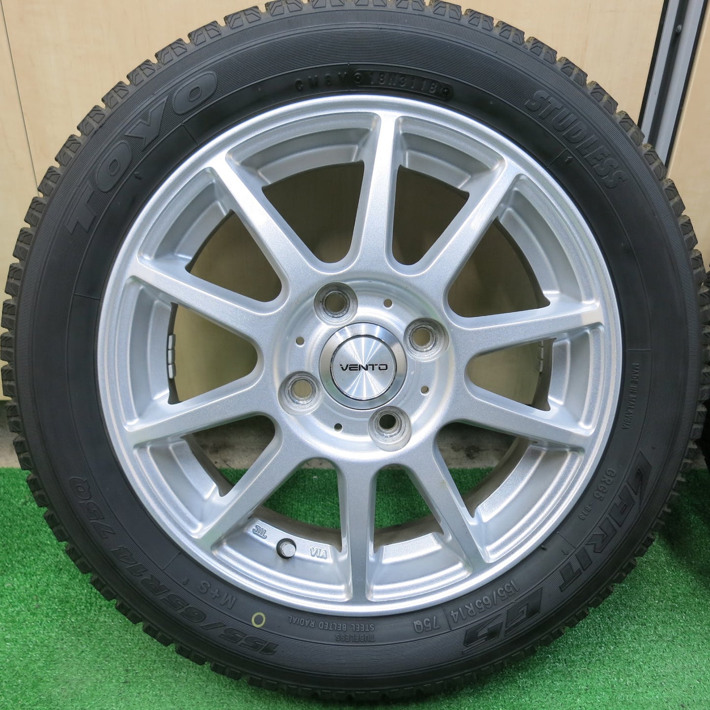 [送料無料]バリ溝！キレイ！9分★スタッドレス 155/65R14 トーヨー ガリット G5 VENTO 社外 アルミ 14インチ PCD100/4H★3041503ヒス