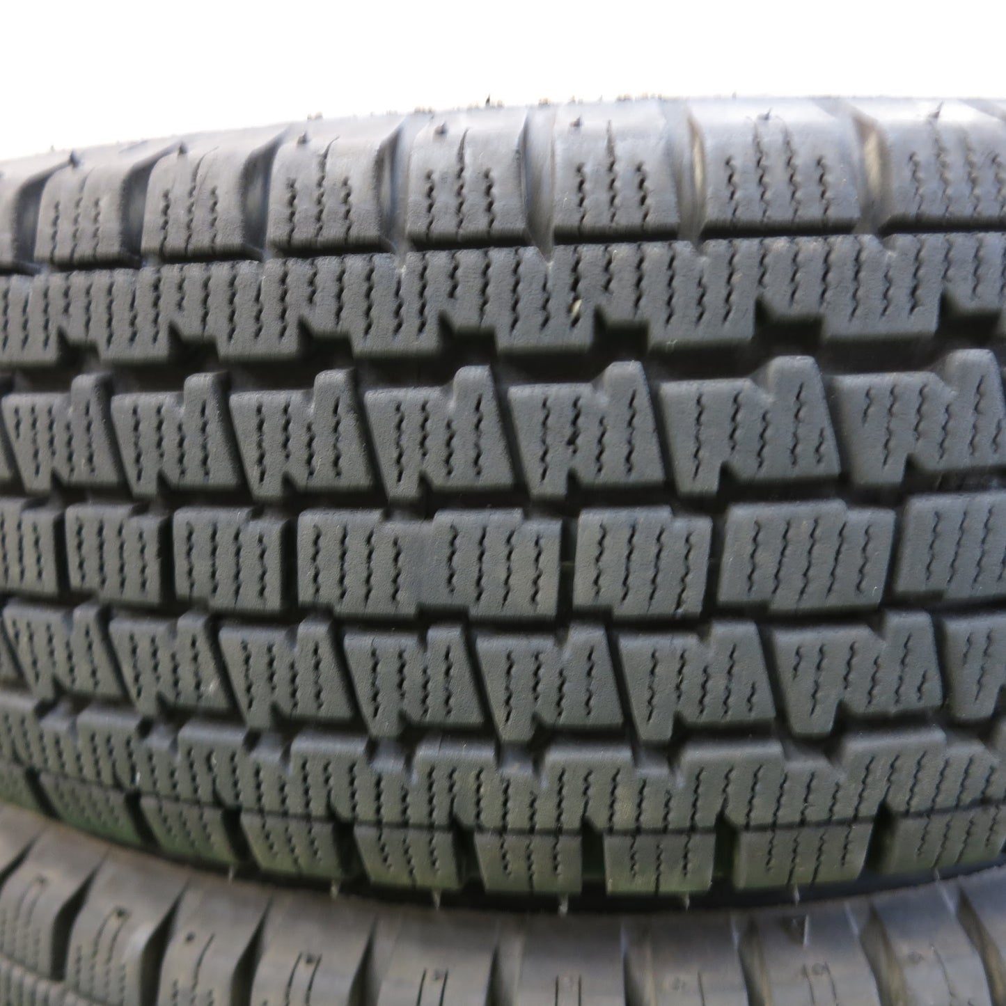 [送料無料]4本価格★スタッドレス 145/80R12 80/78N ブリヂストン W300 VICENTE ビセンテ 12インチ PCD100/4H★3062408サス