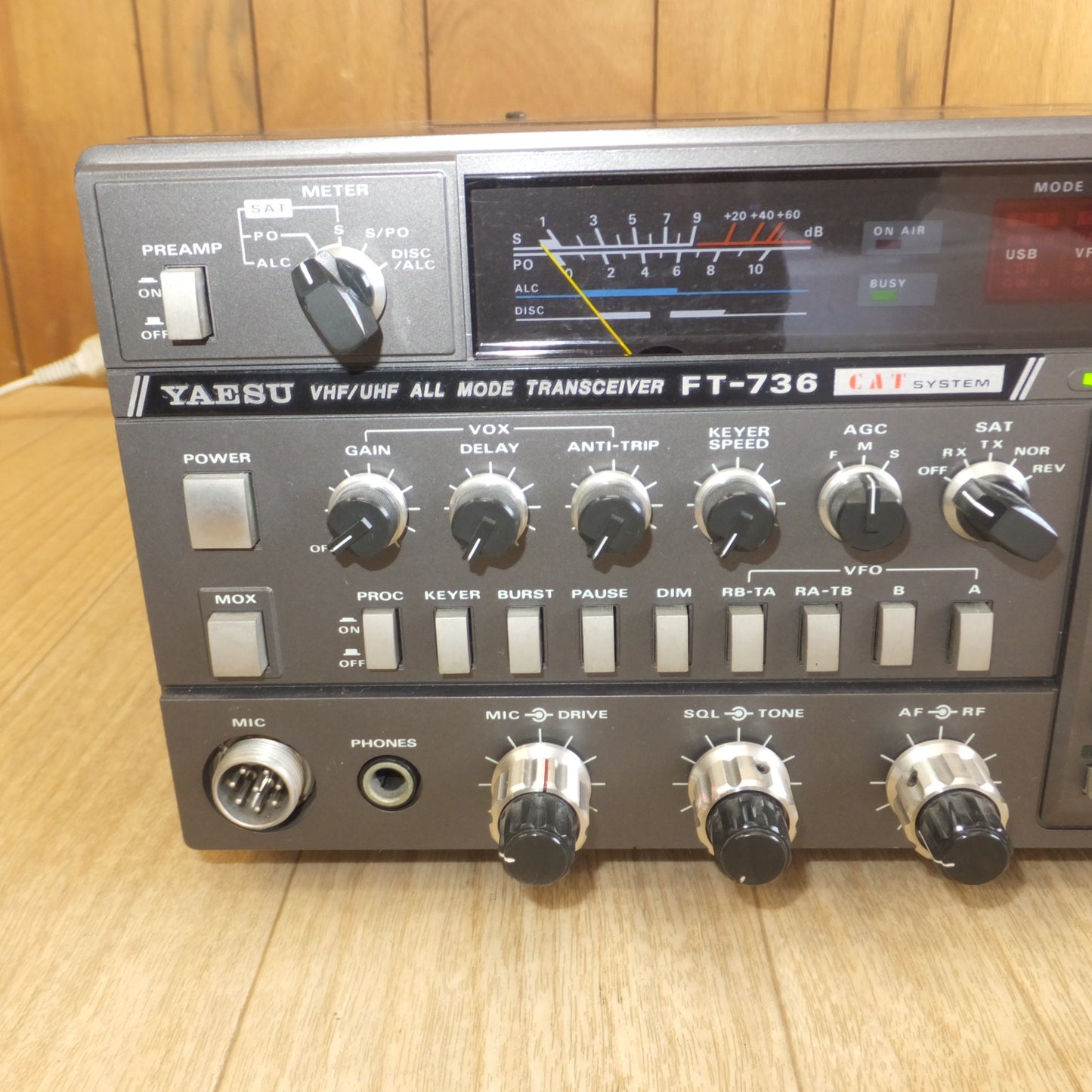 [送料無料] 現状品★八重洲無線 YAESU V/UHF帯用 オールモード トランシーバー  VHF/UHF ALL MODE TRANSCEIVER FT-736★