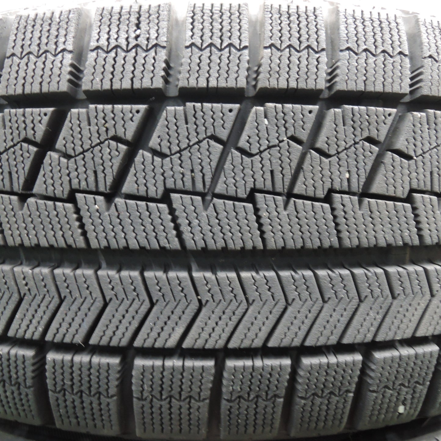 *送料無料* バリ溝！キレイ！9.5分★トヨタ 50系 プリウス ツーリング 純正 215/45R17 スタッドレス ブリヂストン ブリザック VRX PCD100/5H★4021705HAス