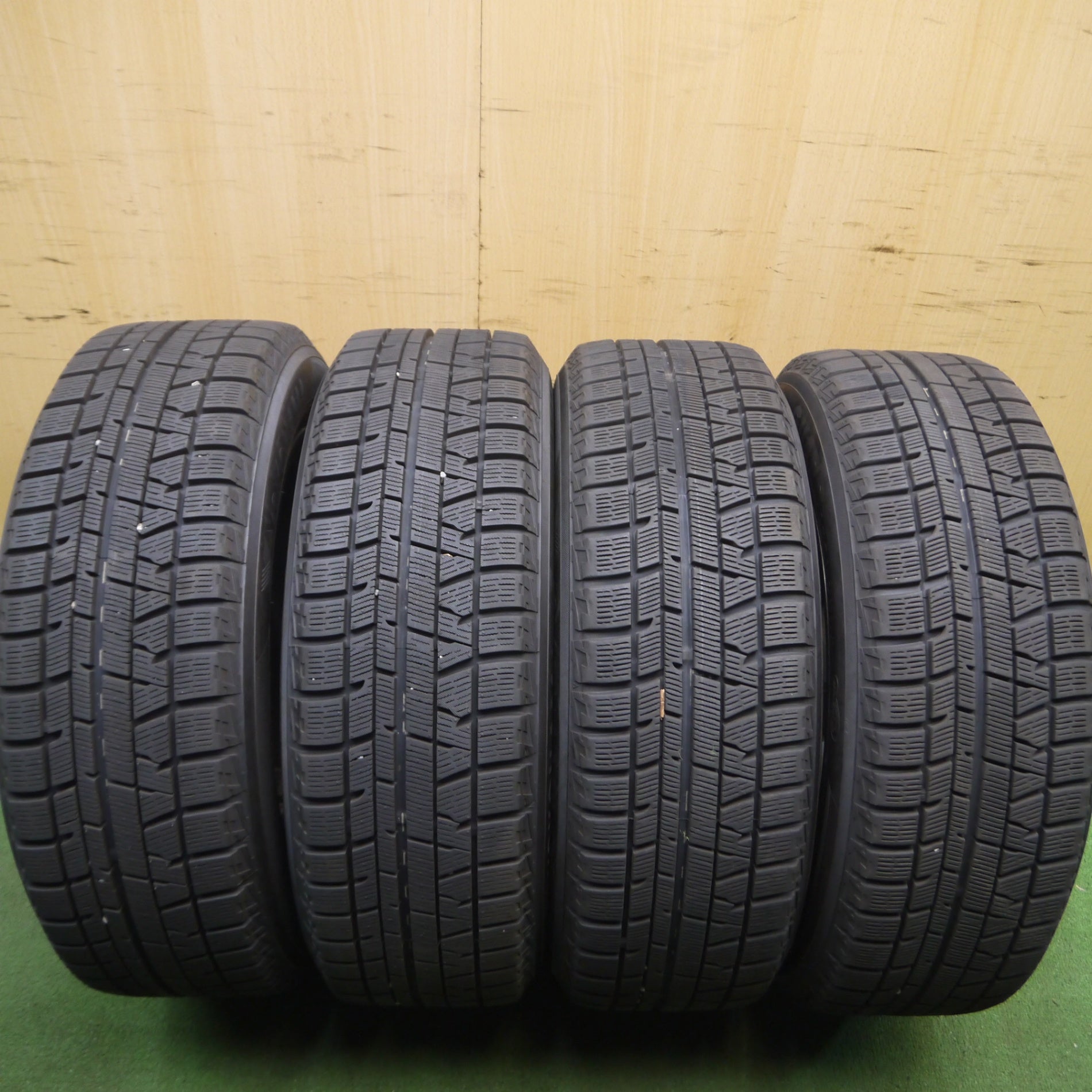 *送料無料* バリ溝！20年！キレイ！ほぼ10分★スタッドレス 205/60R16 ヨコハマ アイスガード iG50 プラス Fang ファング  16インチ PCD114.3/5H★4022607Hス