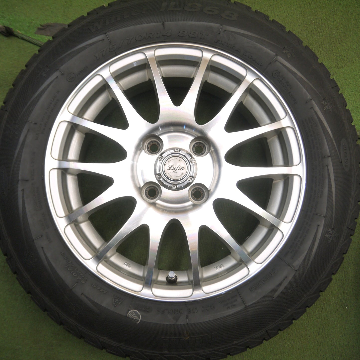 *送料無料* バリ溝！22年！ほぼ10分★スタッドレス 175/70R14 アイリンク ウィンター IL868 Lufin 14SPOKE 14インチ PCD100/4H★4021611Hス