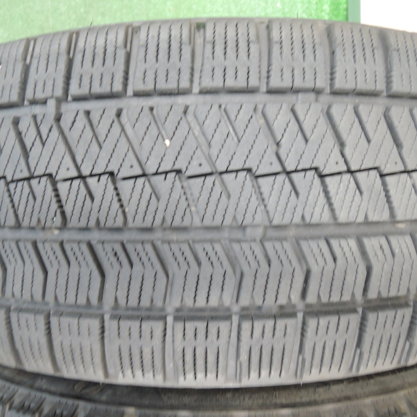 *送料無料* バリ溝！9.5分★スタッドレス 225/45R18 ブリヂストン ブリザック VRX2 TOPRUN トップラン 18インチ PCD114.3/5H★4030102TNス