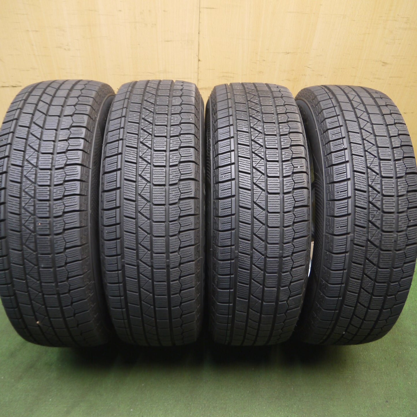 *送料無料*バリ溝！21年！キレイ！9.5分以上★スタッドレス 215/65R16 ケンダ KR36 smart MANARAY SPORT マナレイ 16インチ PCD114.3/5H★3110107Hス