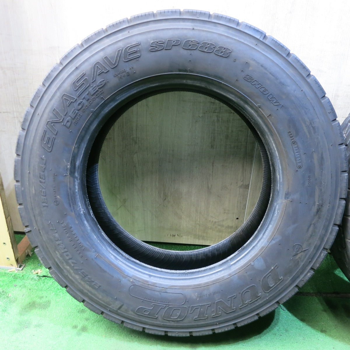 *送料無料* 2本価格★トラック タイヤ 245/70R19.5 136/134J ダンロップ エナセーブ SP688 デクテス ミックス 19.5インチ★4020203クスタ