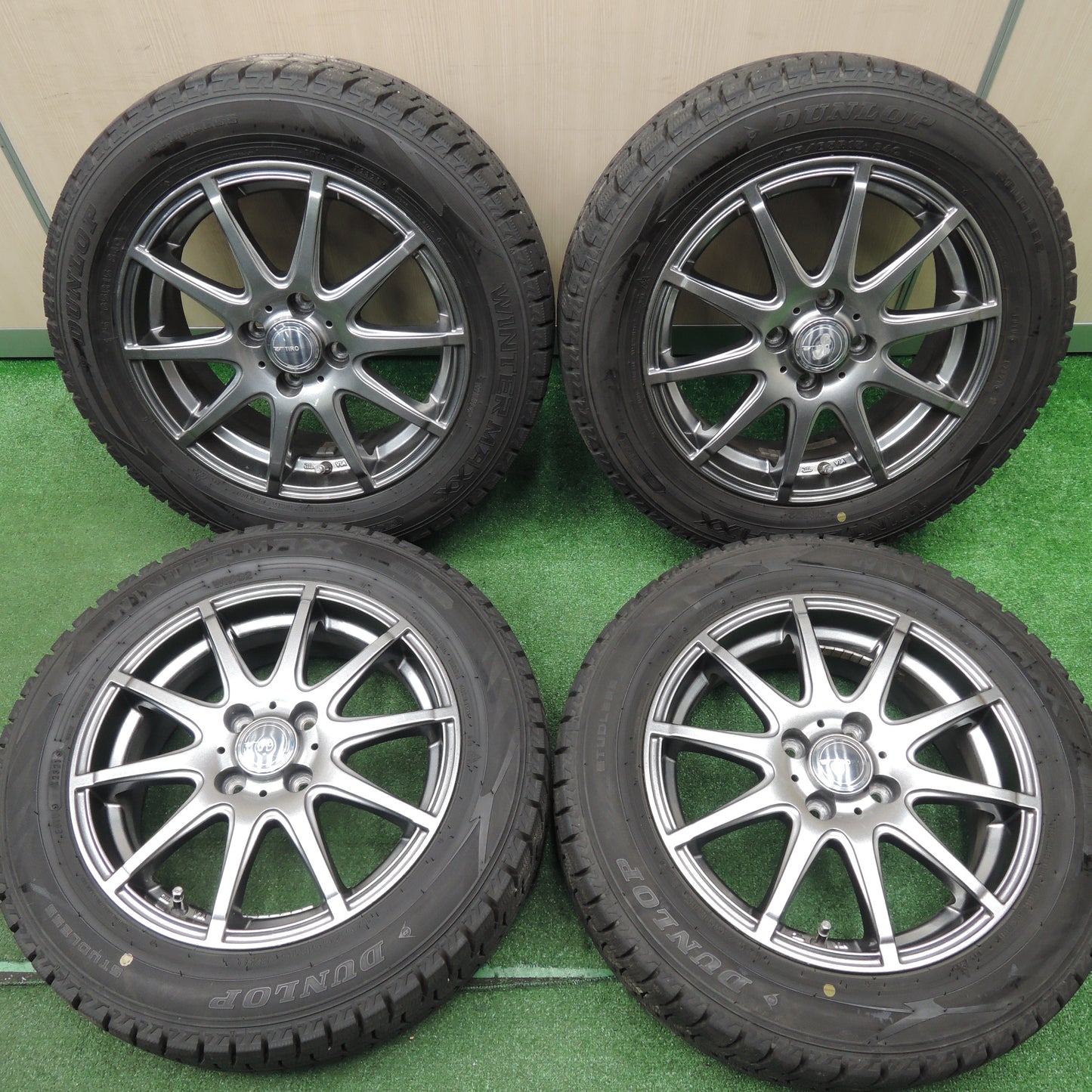 *送料無料*バリ溝！21年！9.5分★スタッドレス 175/65R15 ダンロップ ウインターマックス WM02 TIRO 15インチ PCD100/4H★3121702HAス