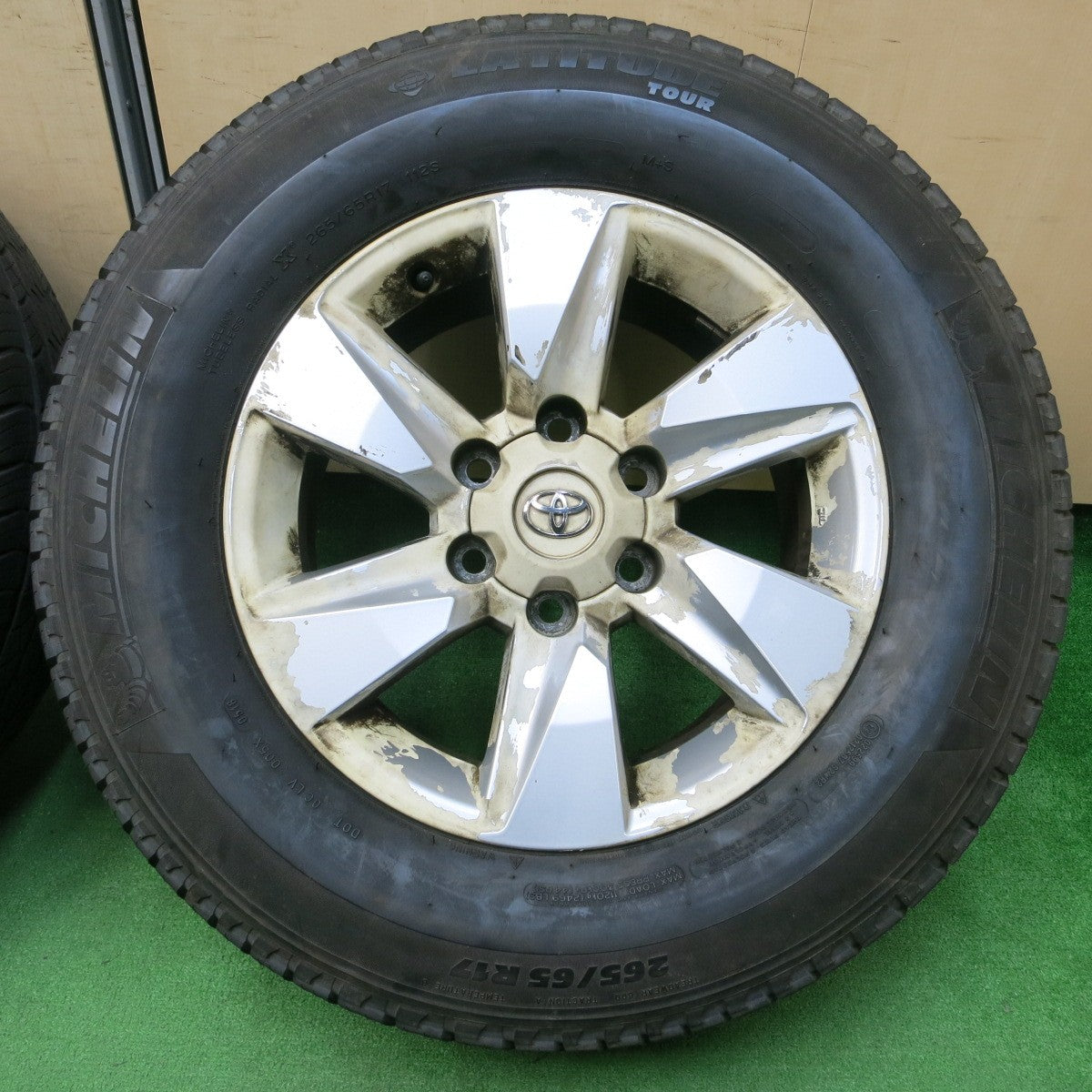 *送料無料* バリ溝！8.5分★トヨタ 150系 ランクル プラド 純正 265/65R17 ミシュラン LATITUDE TOUR 17インチ PCD139.7/6H★4022602イノ