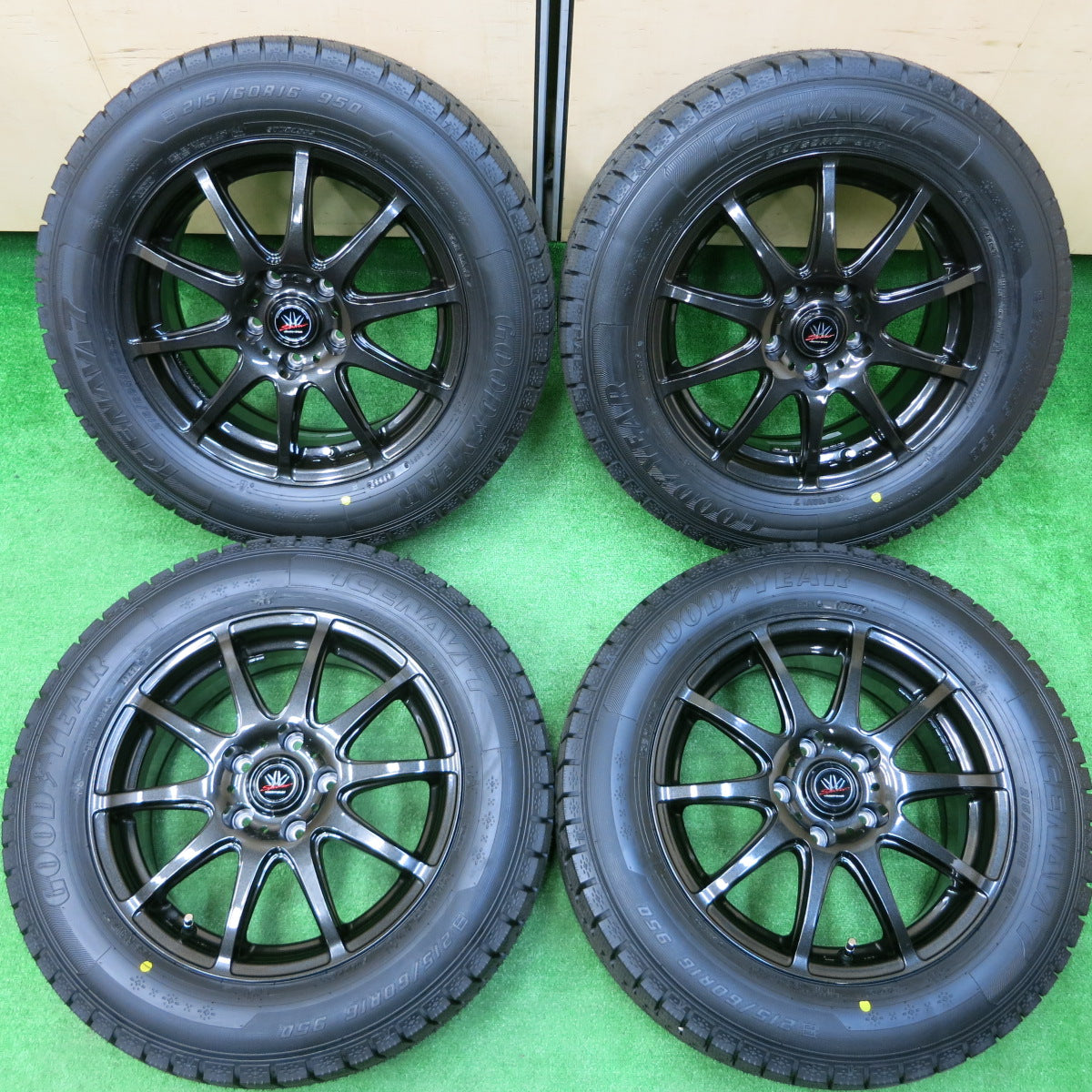 *送料無料*ほぼ未使用！23年★スタッドレス 215/60R16 グッドイヤー アイスナビ7 LOXARNY SPORT BADX ロクサーニ 16インチ PCD114.3/5H★3112412イス