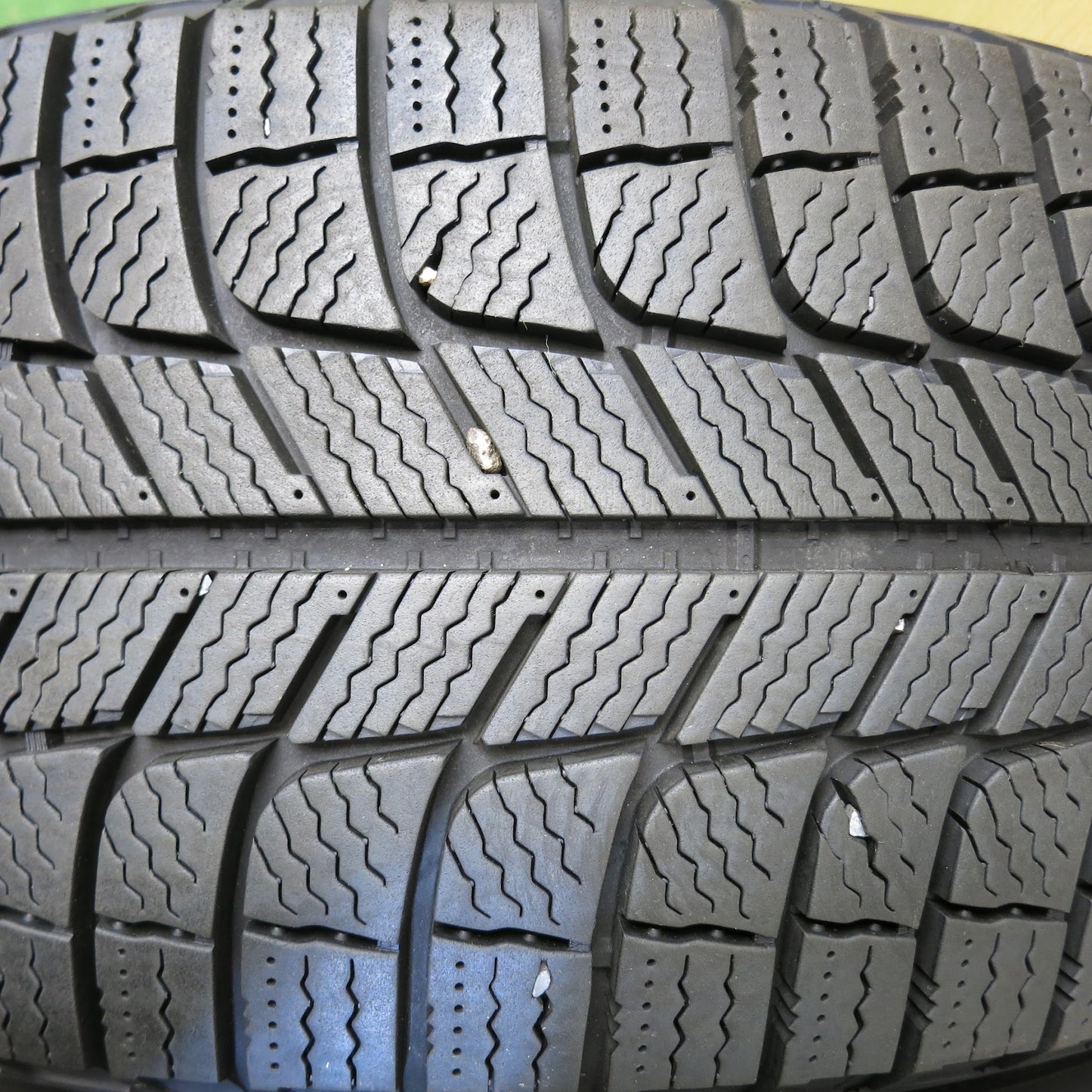 [送料無料]バリ溝！キレイ！9.5分★スタッドレス 225/65R17 ミシュラン X-ICE3+ G.speed Gスピード 17インチ PCD114.3/5H★3062106Hス