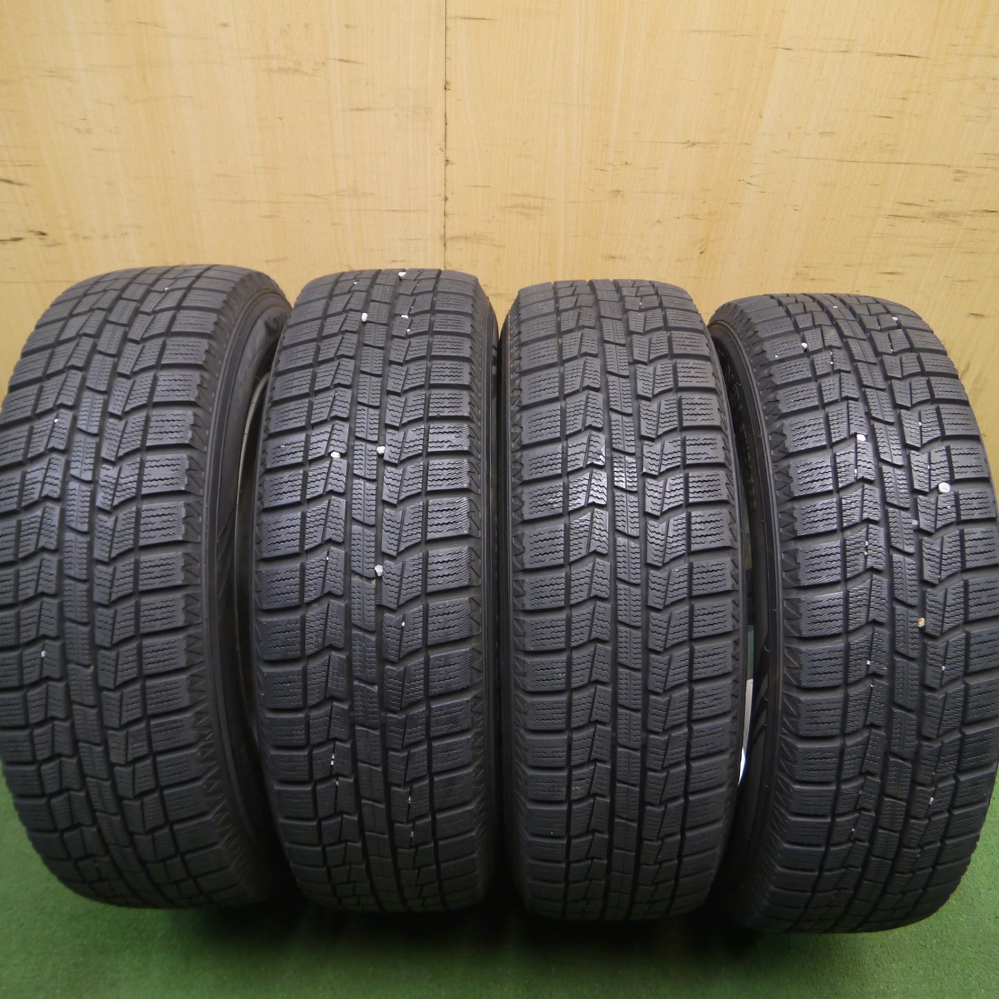 *送料無料* 超バリ溝！9.5分以上★スタッドレス 185/65R15 オートバックス ノーストレック N3i JOKER ジョーカー PCD100 114.3/4H マルチ★4022102Hス