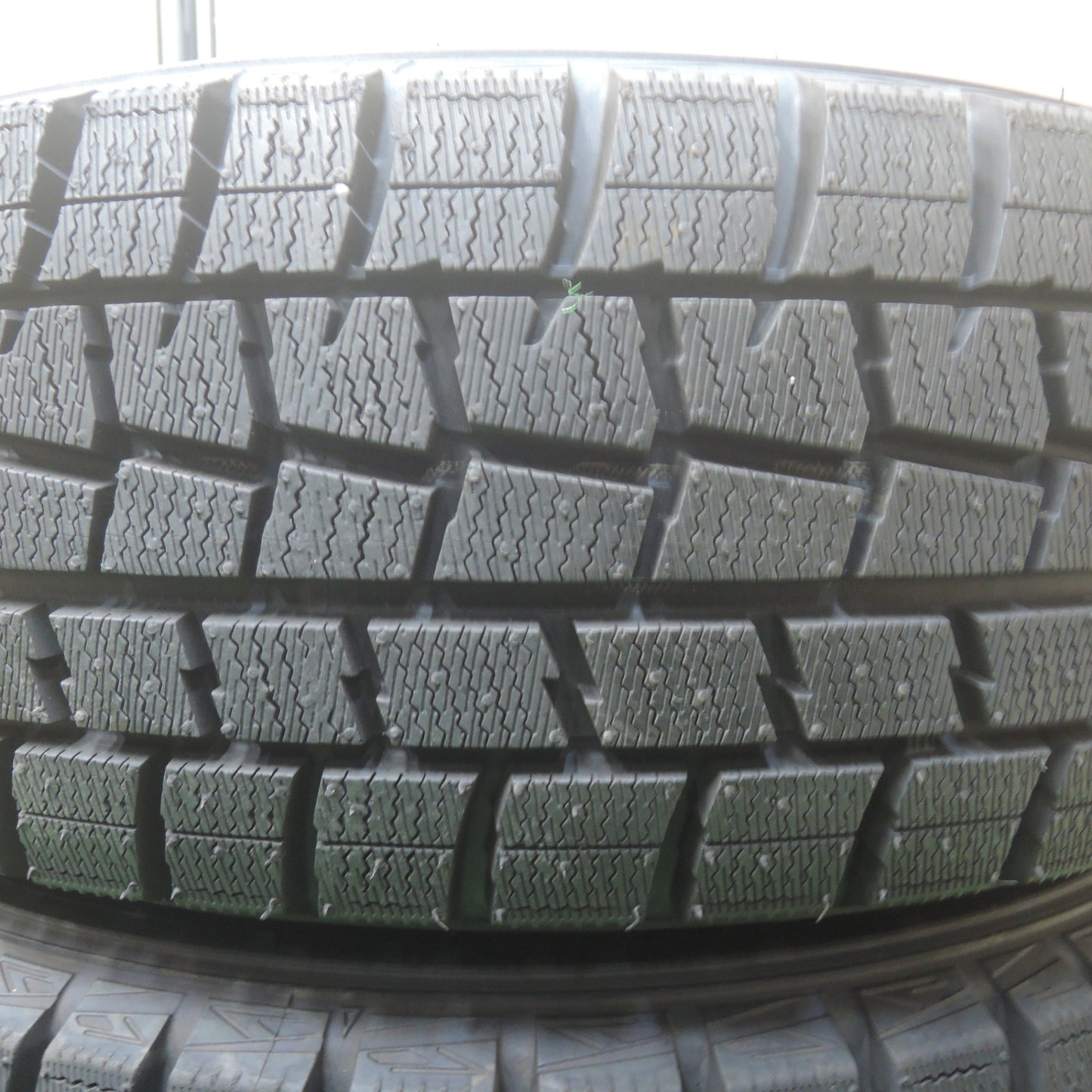 *送料無料* 超バリ溝！キレイ！ほぼ10分★スタッドレス 185/65R15 ダンロップ ウインターマックス WM01 VELVA KEVIN ヴェルヴァ PCD100/4H★4022105SYス