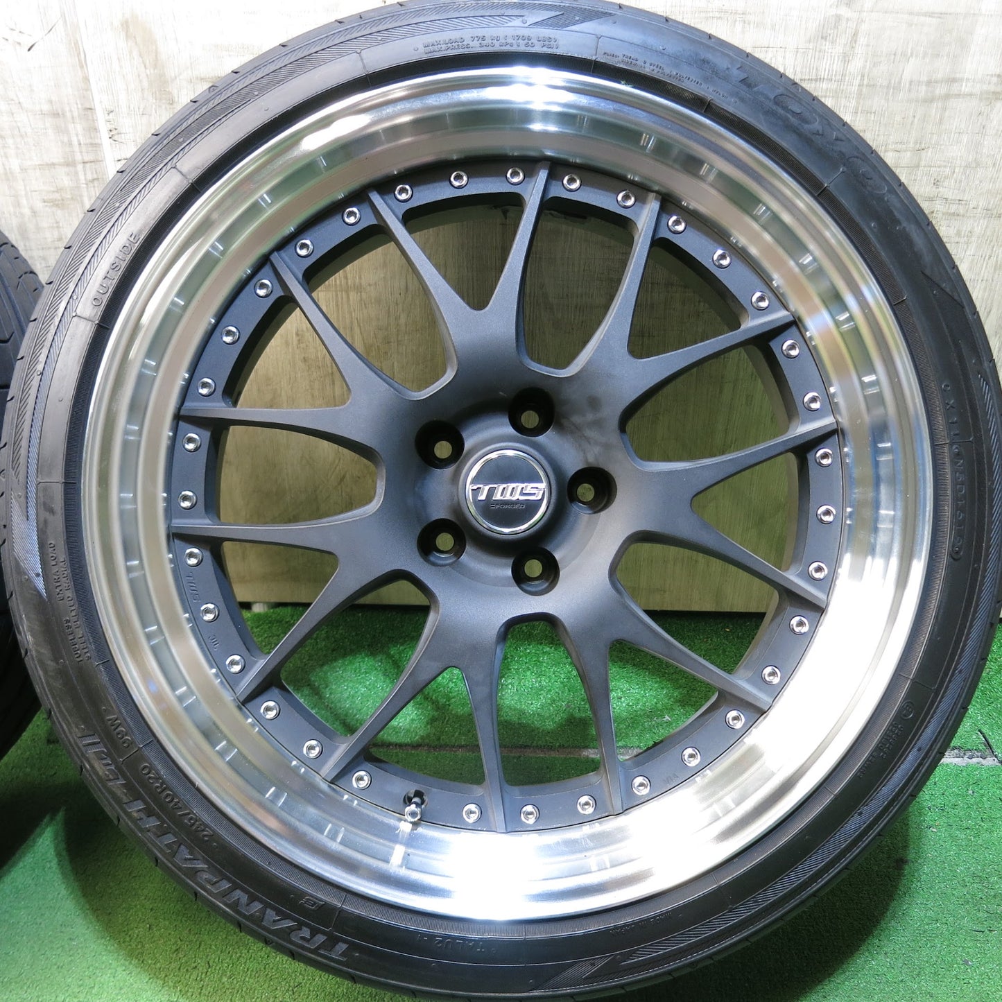 [送料無料]深リム！バリ溝！19年★TWS エクスリート 107M FORGED 245/40R20 トーヨー トランパス Lu2 20インチ PCD114.3/5H★3032802Hノ