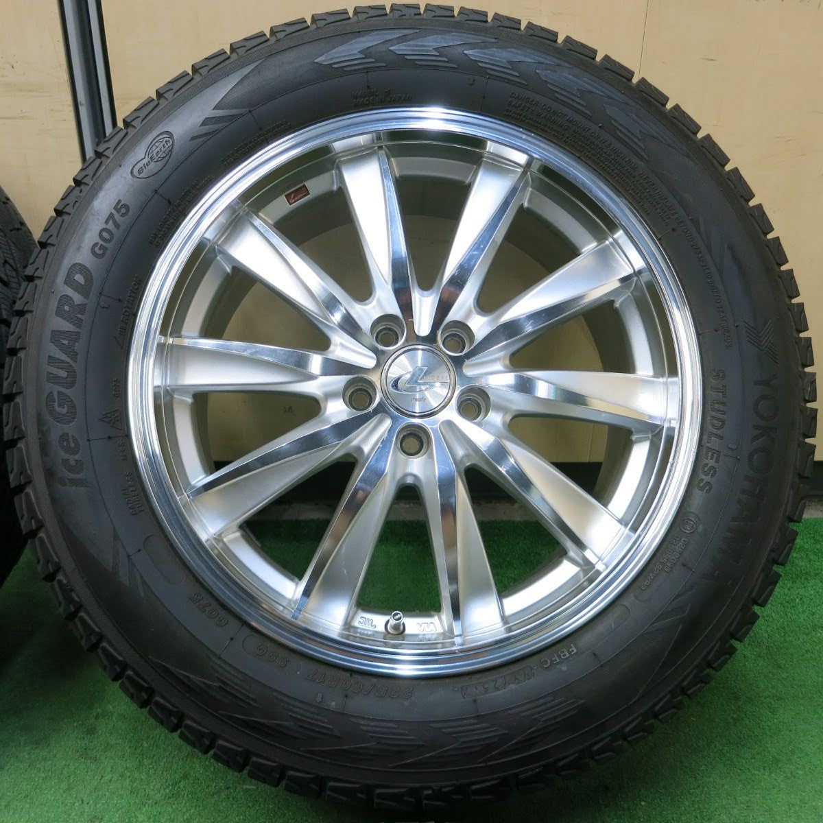 [送料無料]バリ溝！9分★スタッドレス LEONIS CX weds 225/60R17 ヨコハマ アイスガード G075 レオニス 17インチ PCD100/5H XV フォレスター 等★3091404イス