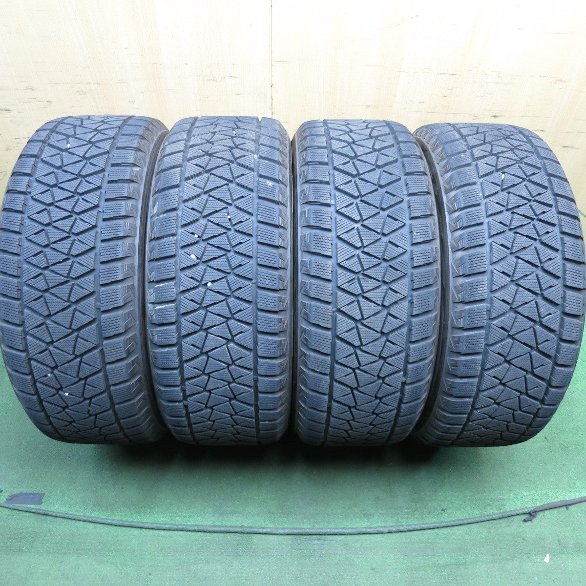 *送料無料* バリ溝！キレイ！9.5分★ベンツ ゲレンデ 等 275/50R20 スタッドレス ブリヂストン ブリザック DM-V2 社外 アルミ PCD130/5H★4021603KKス