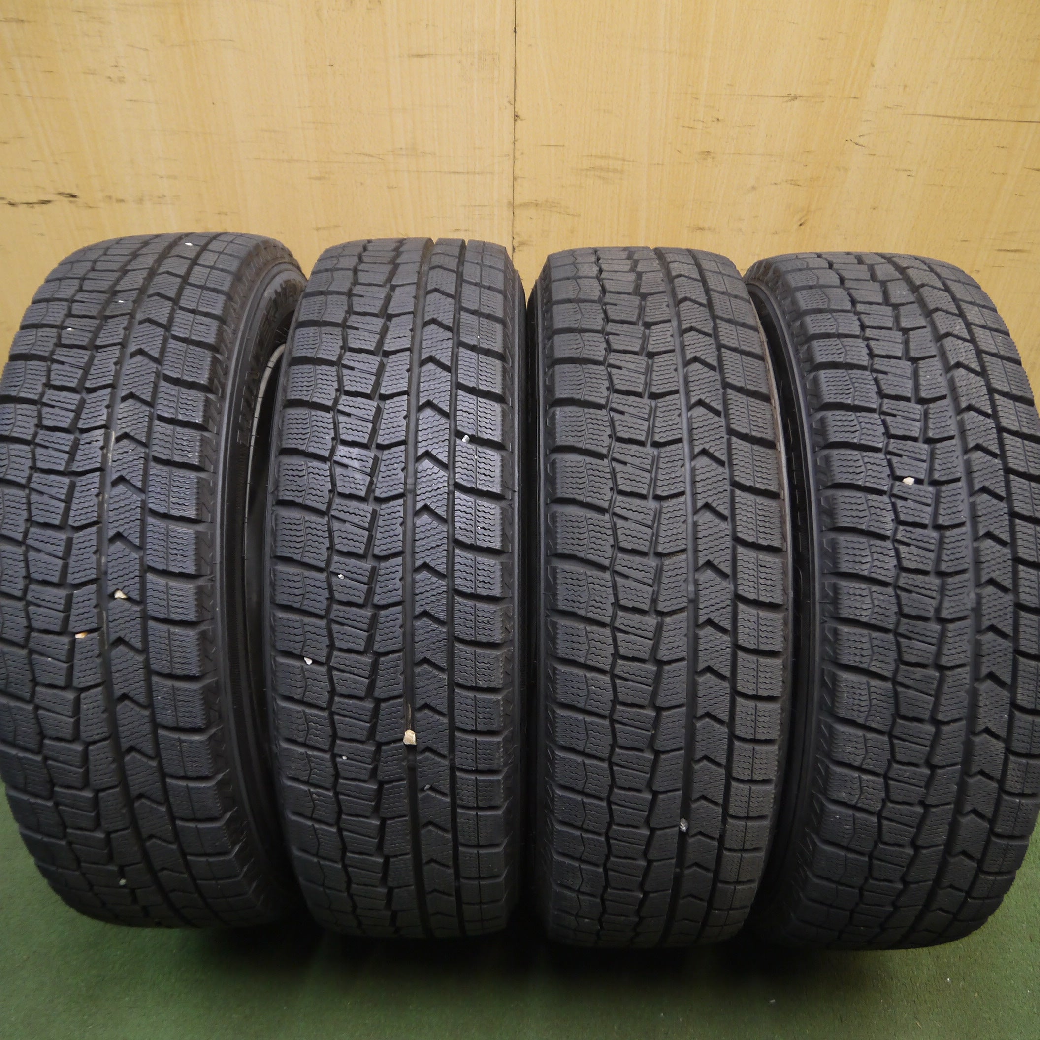 送料無料*バリ溝！21年！9.5分以上☆スタッドレス 175/65R15 ダンロップ ウインターマックス WM02 BLUE・NESS w |  名古屋/岐阜の中古カー用品・工具の買取/販売ならガレージゲット