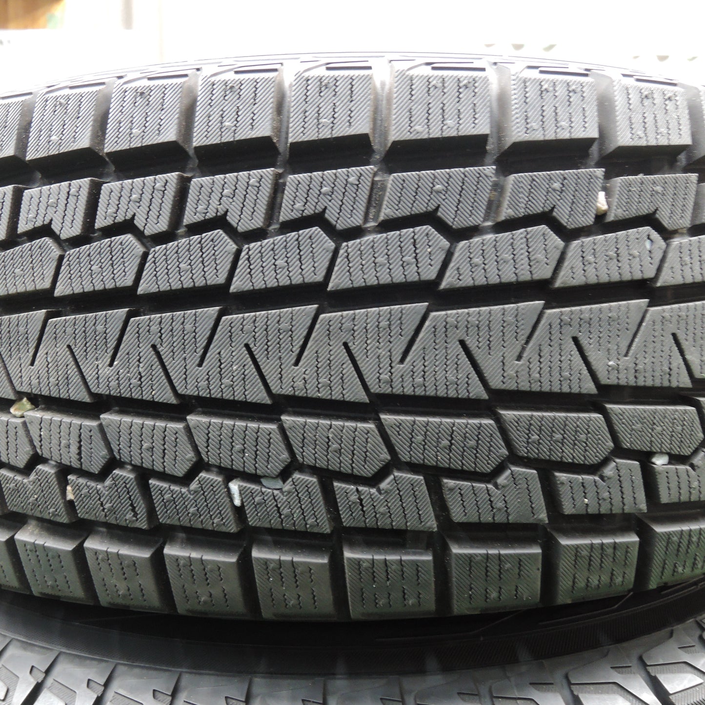 *送料無料*バリ溝！22年！キレイ！ほぼ10分★スタッドレス 225/65R17 ヨコハマ アイスガード G075 SCHNEIDER ATECH シュナイダー 17インチ PCD114.3/5H★3111510SYス