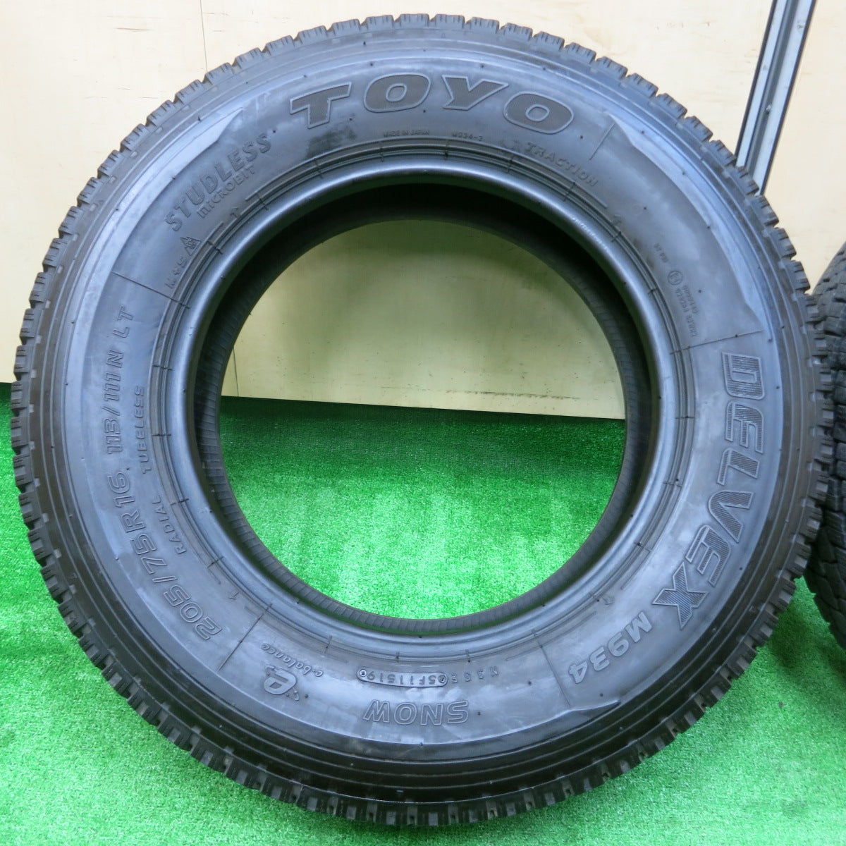 *送料無料*バリ溝！21年！9.5分以上★トラック タイヤ 205/75R16 113/111N トーヨー デルベックス M935 M934 16インチ★3111102イスタ