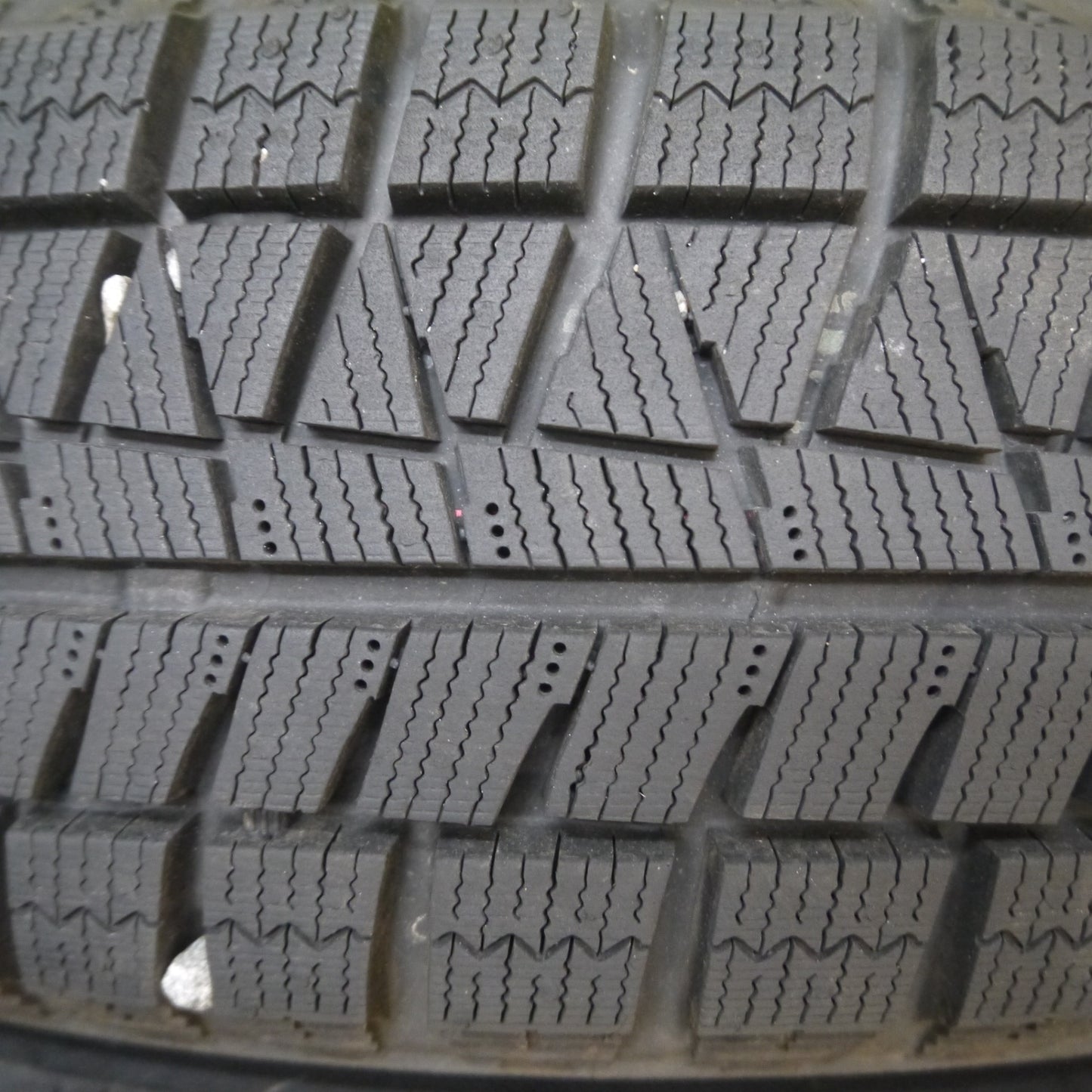 *送料無料* 超バリ溝！22年！9.5分以上★スタッドレス 155/65R14 ブリヂストン アイスパートナー2 JENEIGE 14インチ PCD100/4H★4022601Hス