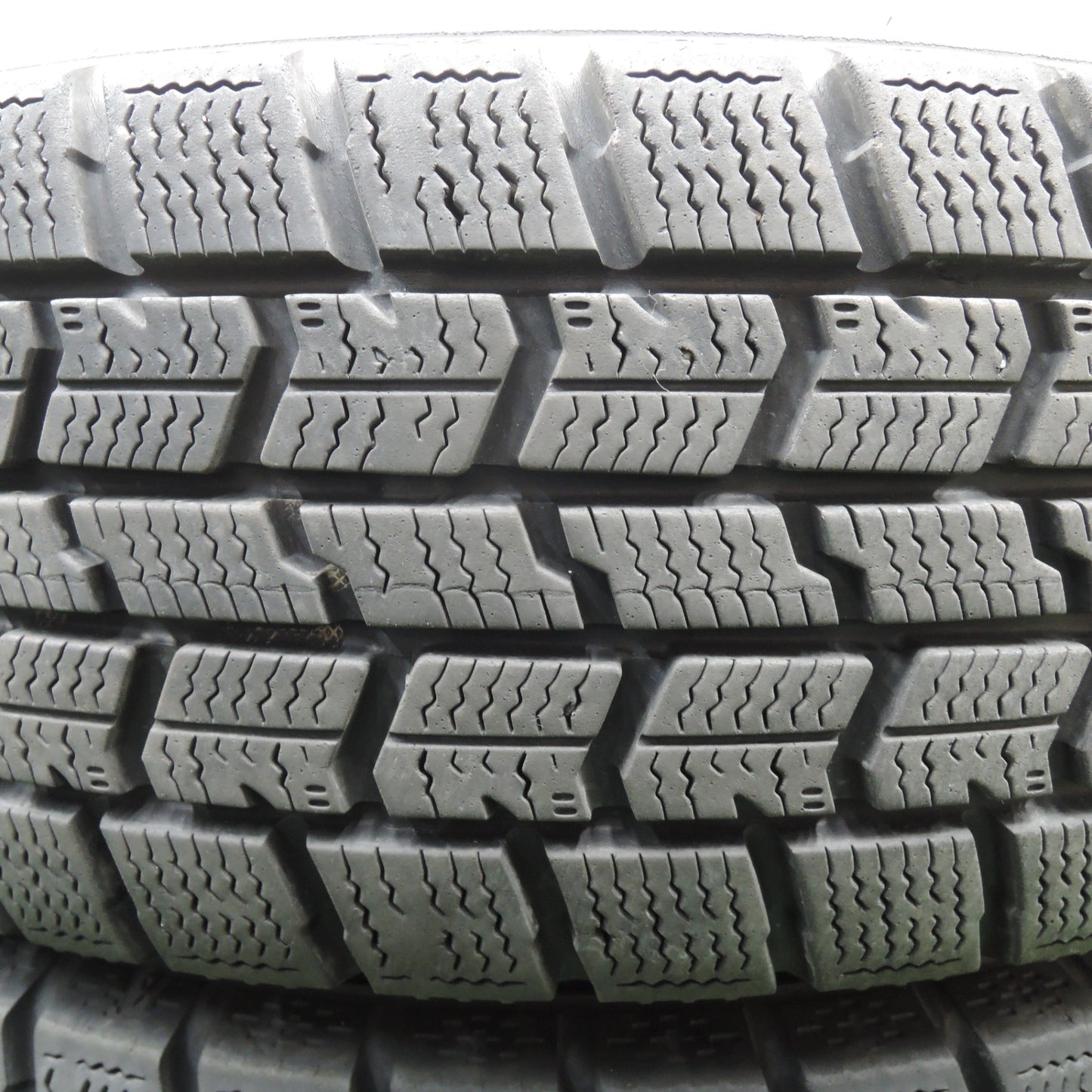 *送料無料* 4本価格★スタッドレス 165/60R15 グッドイヤー アイスナビ7 VELVA SPORT ヴェルヴァ スポーツ 15インチ PCD100/4H★4022303NJス